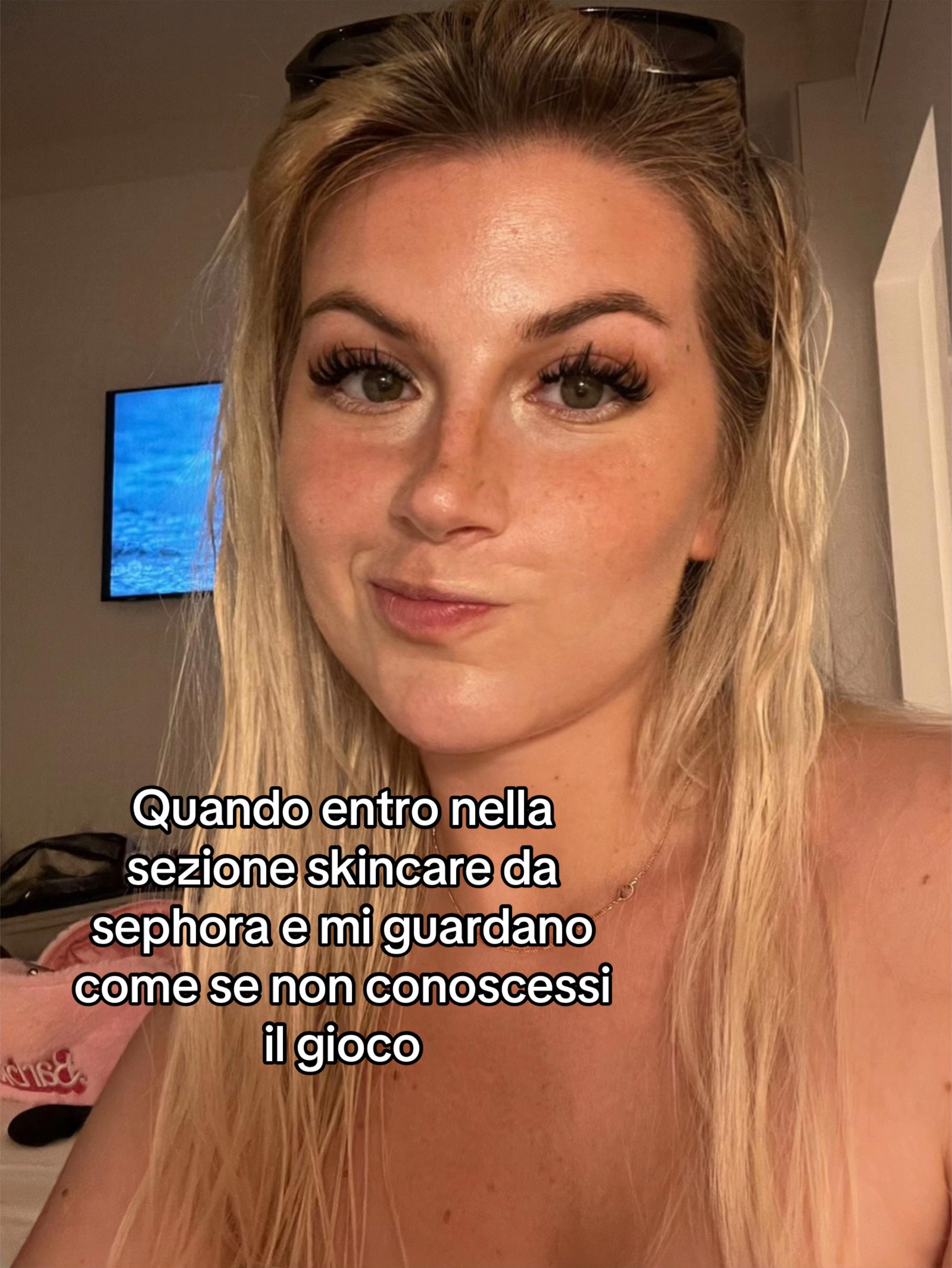 @rebeccacambria