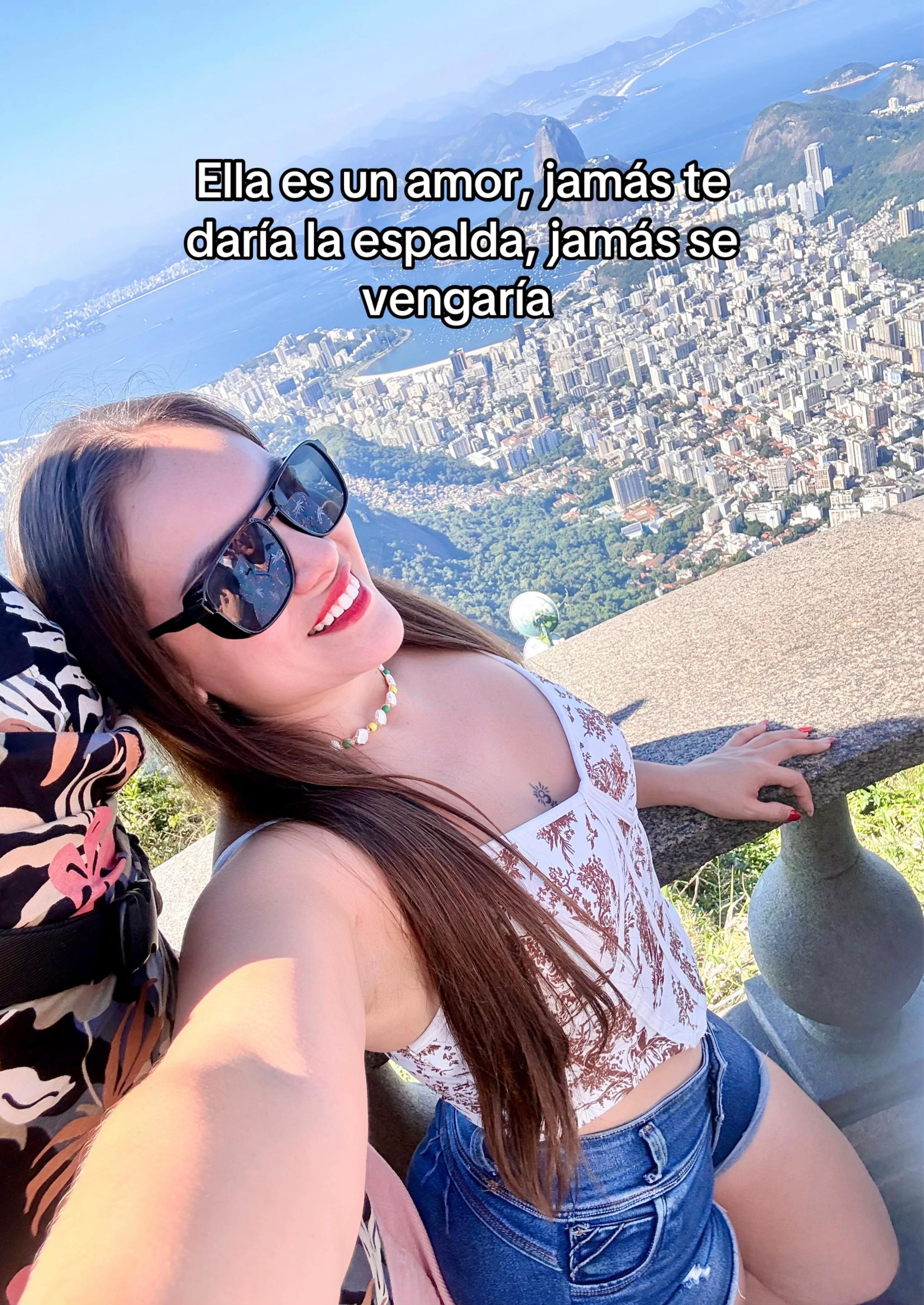 @Brisa Revoredo A