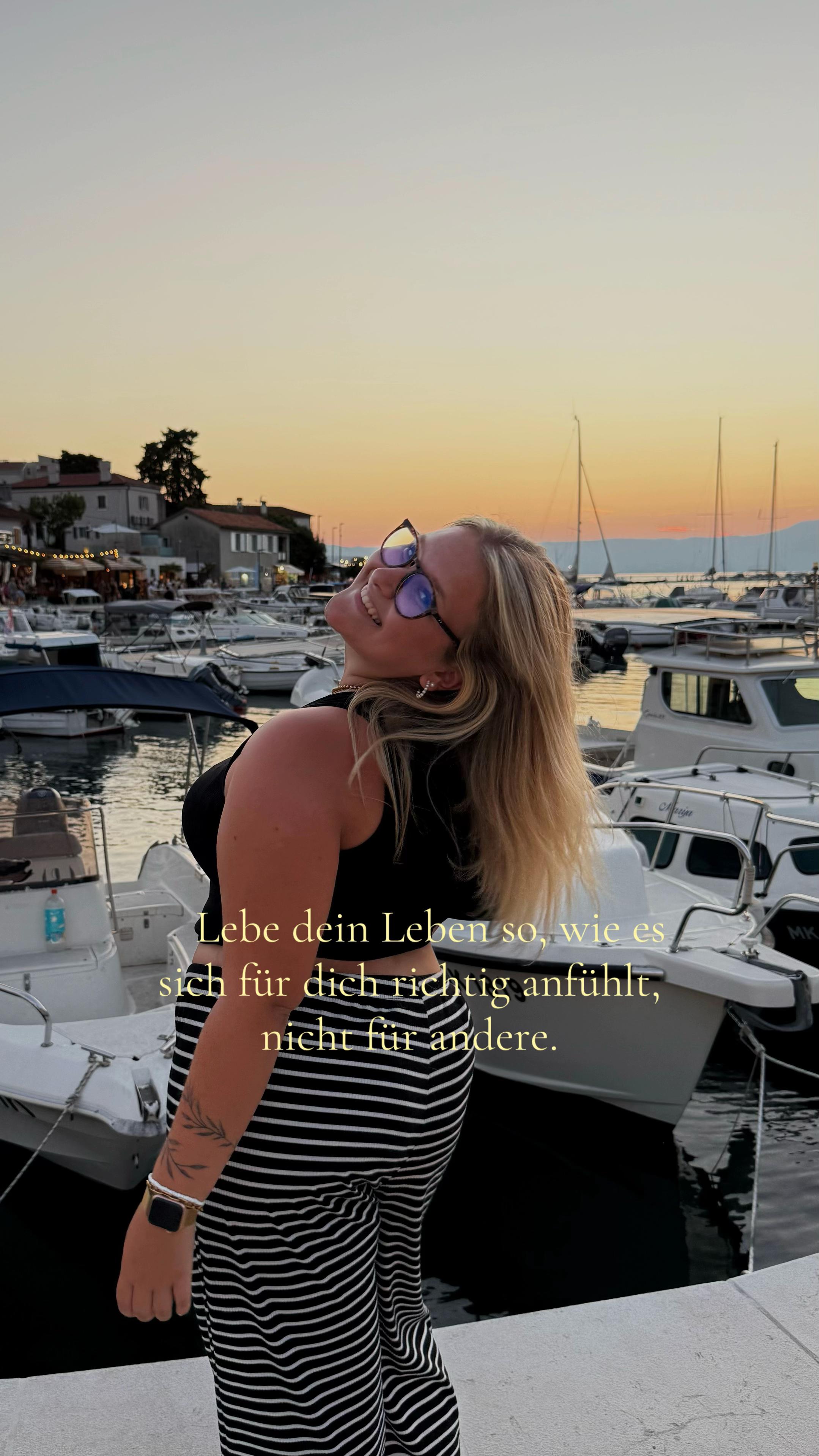 @Neele