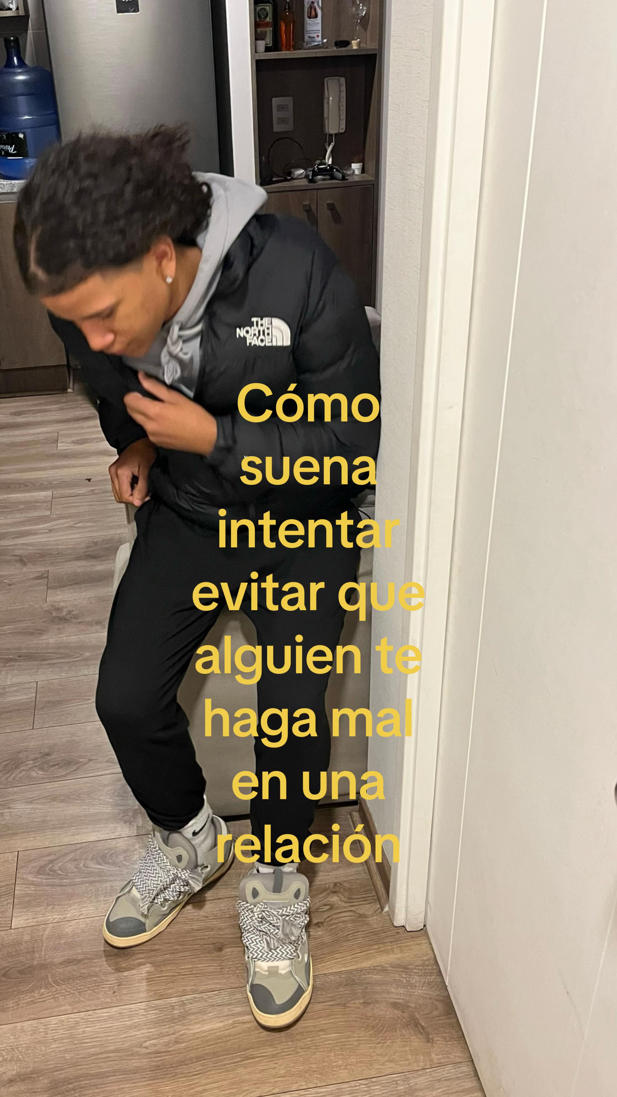 @ChUCkYy❤️🖤
