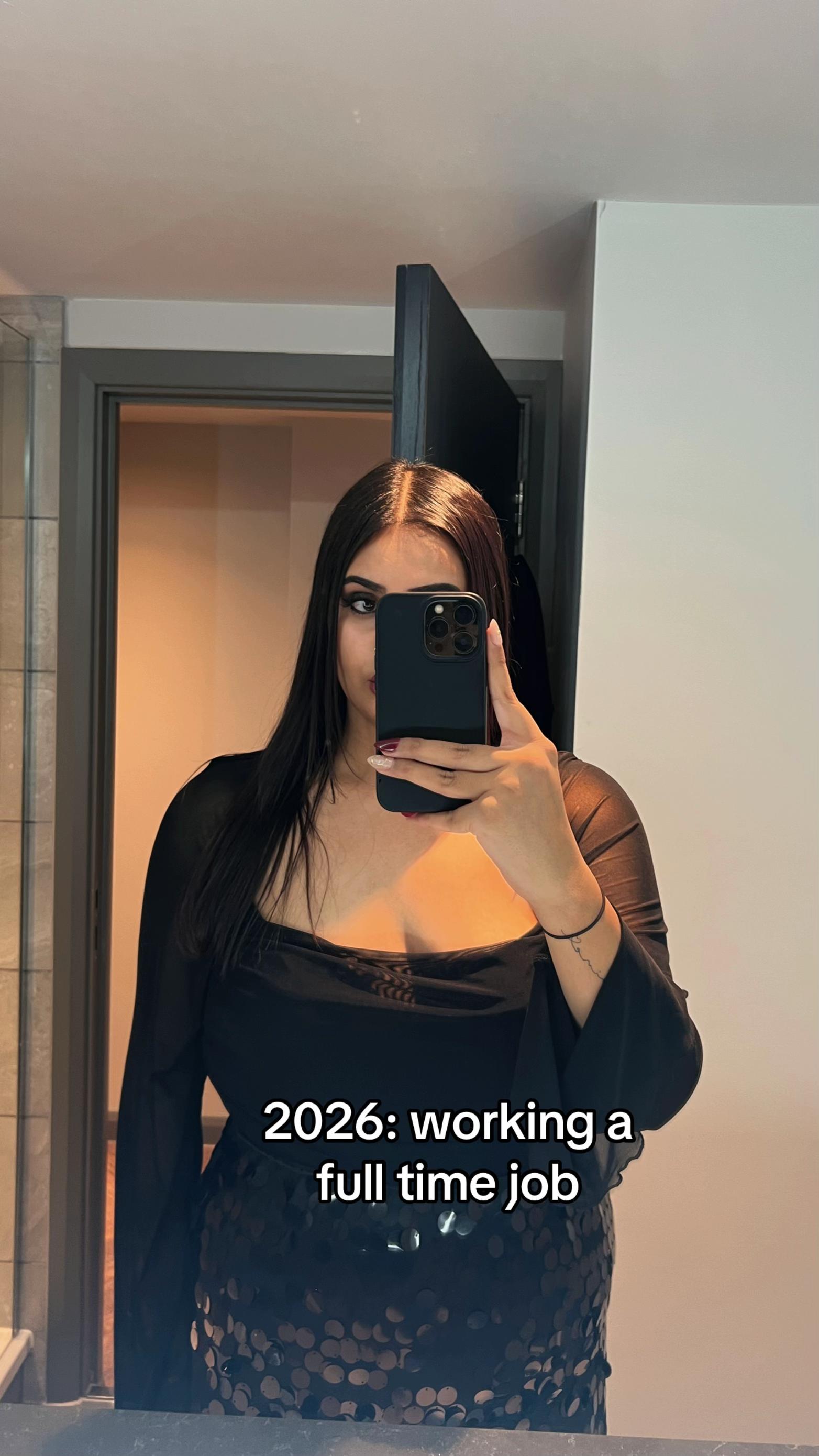 @davina