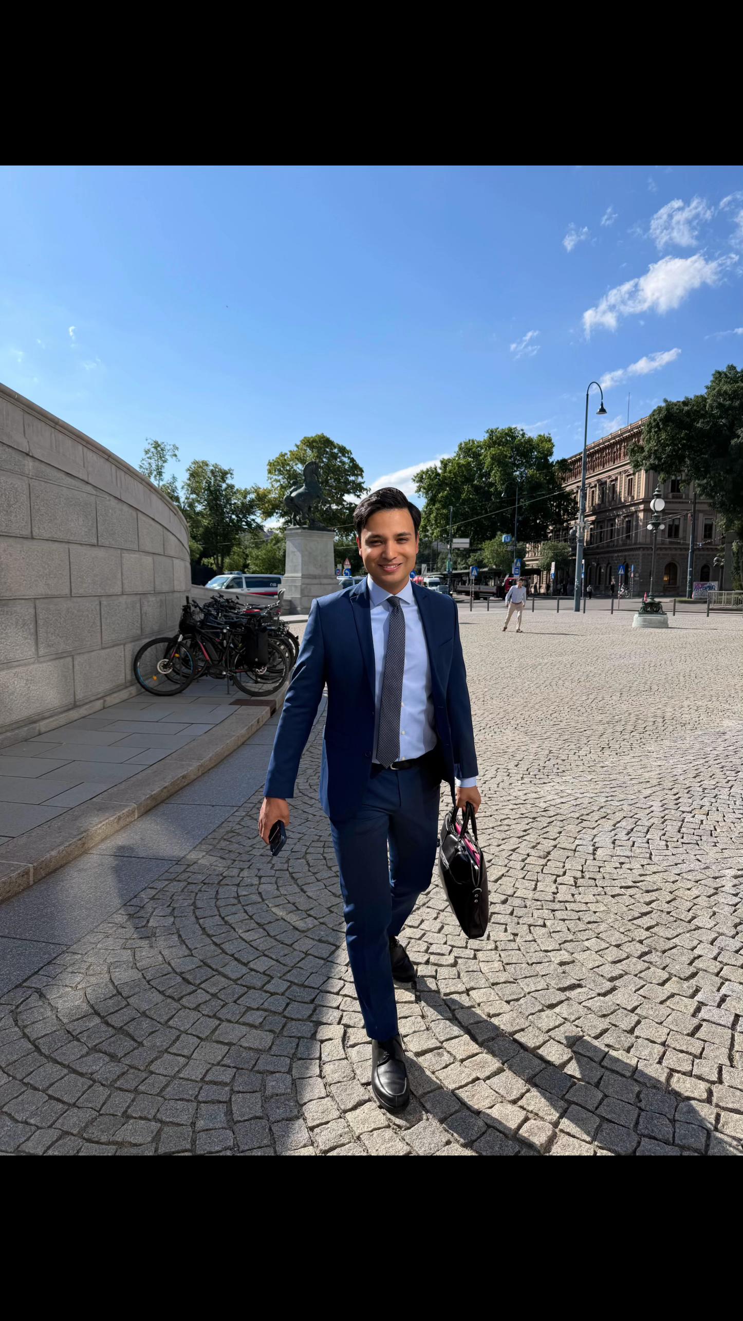 @Yannick Elias Shetty