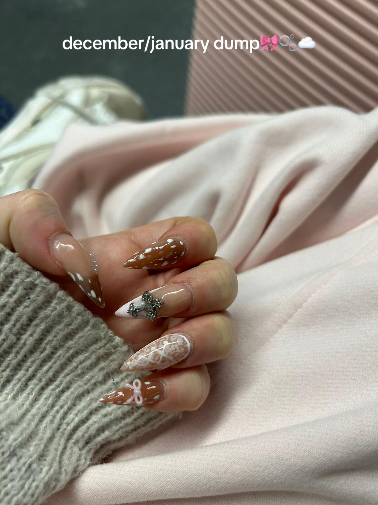 @elle