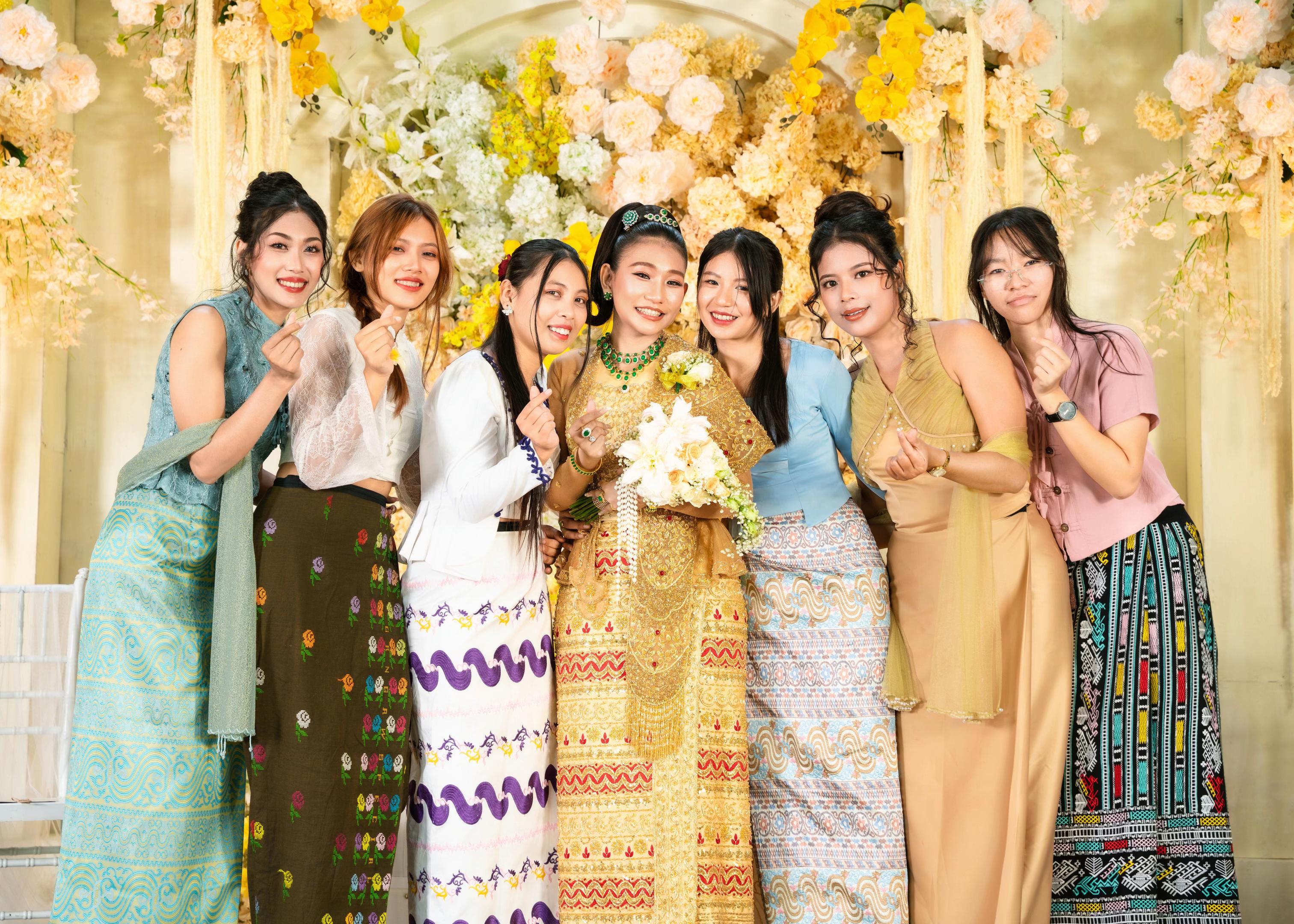 @Thandarkyaw