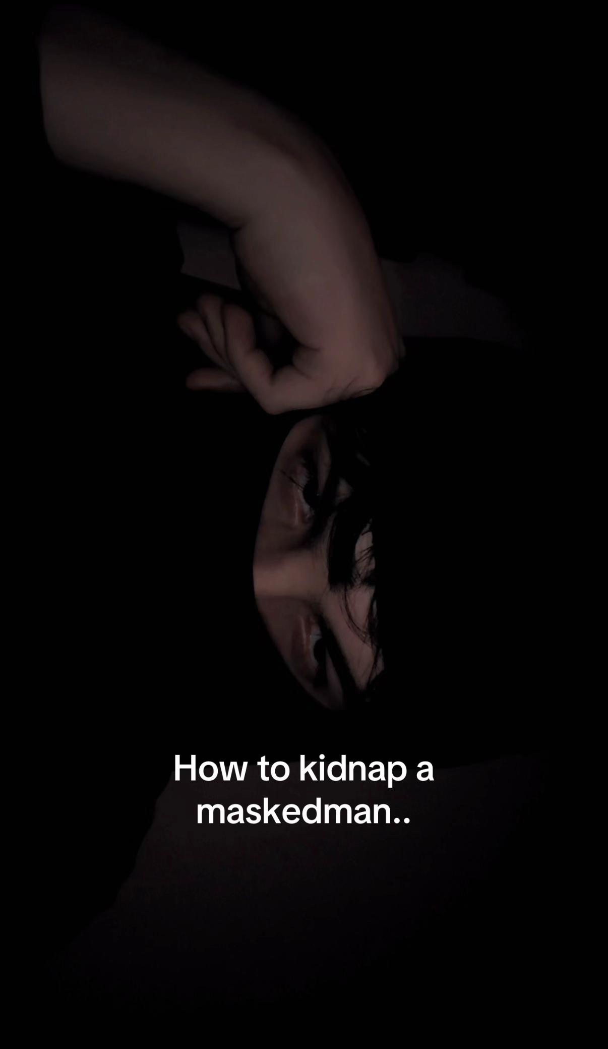 @yourmaskwhoelsee