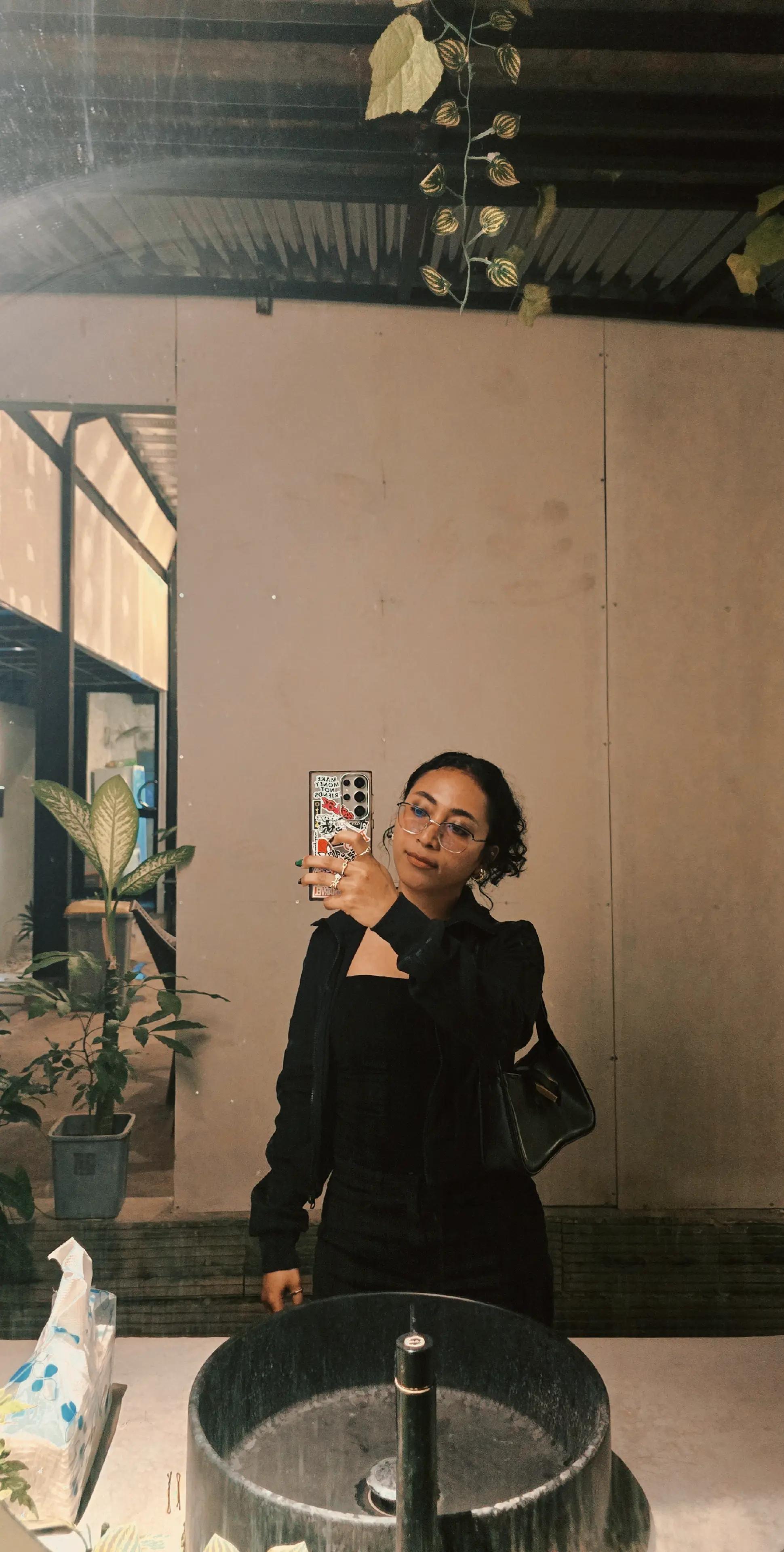 @moon