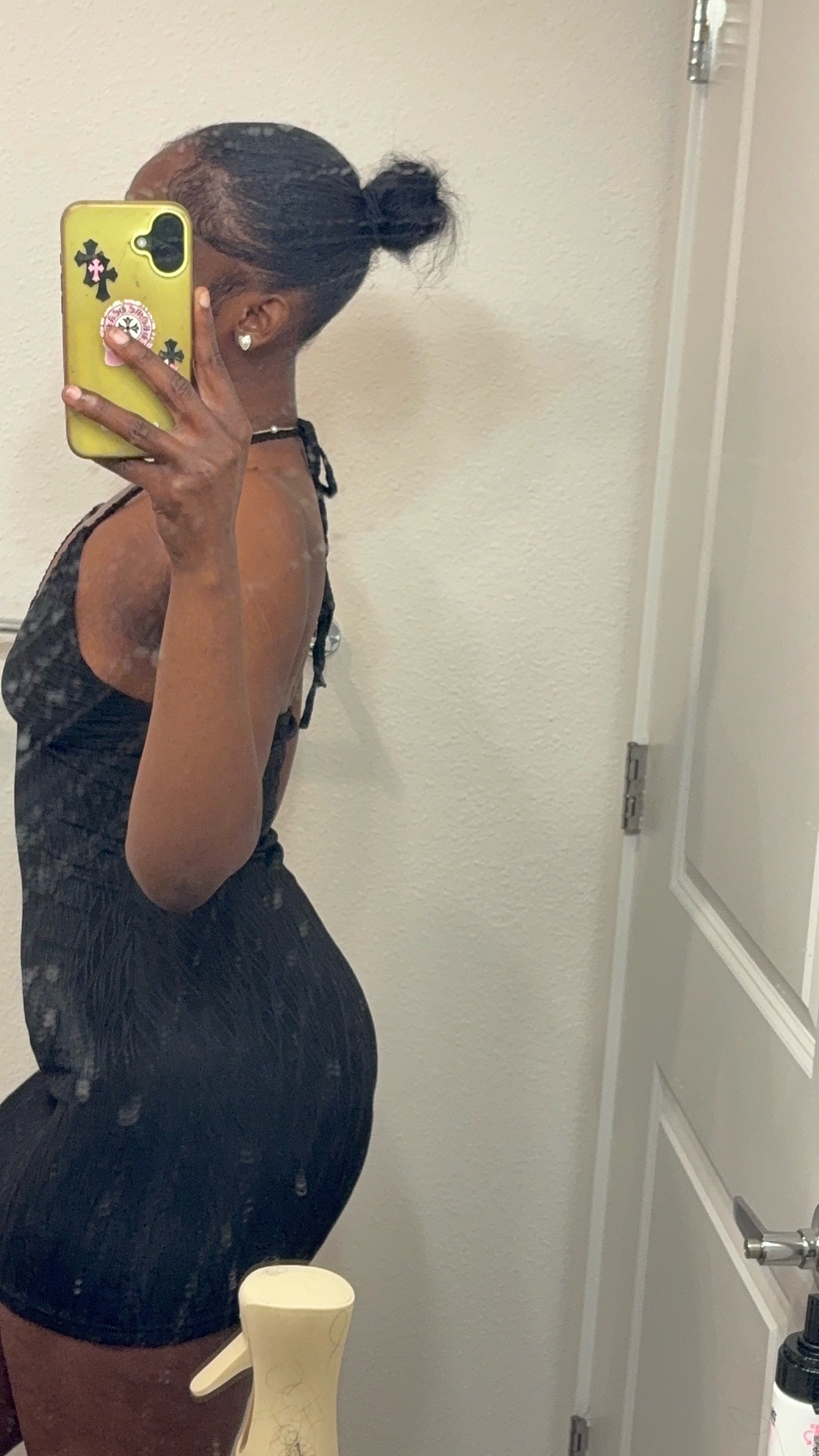 @i love pretty girls 🫦.