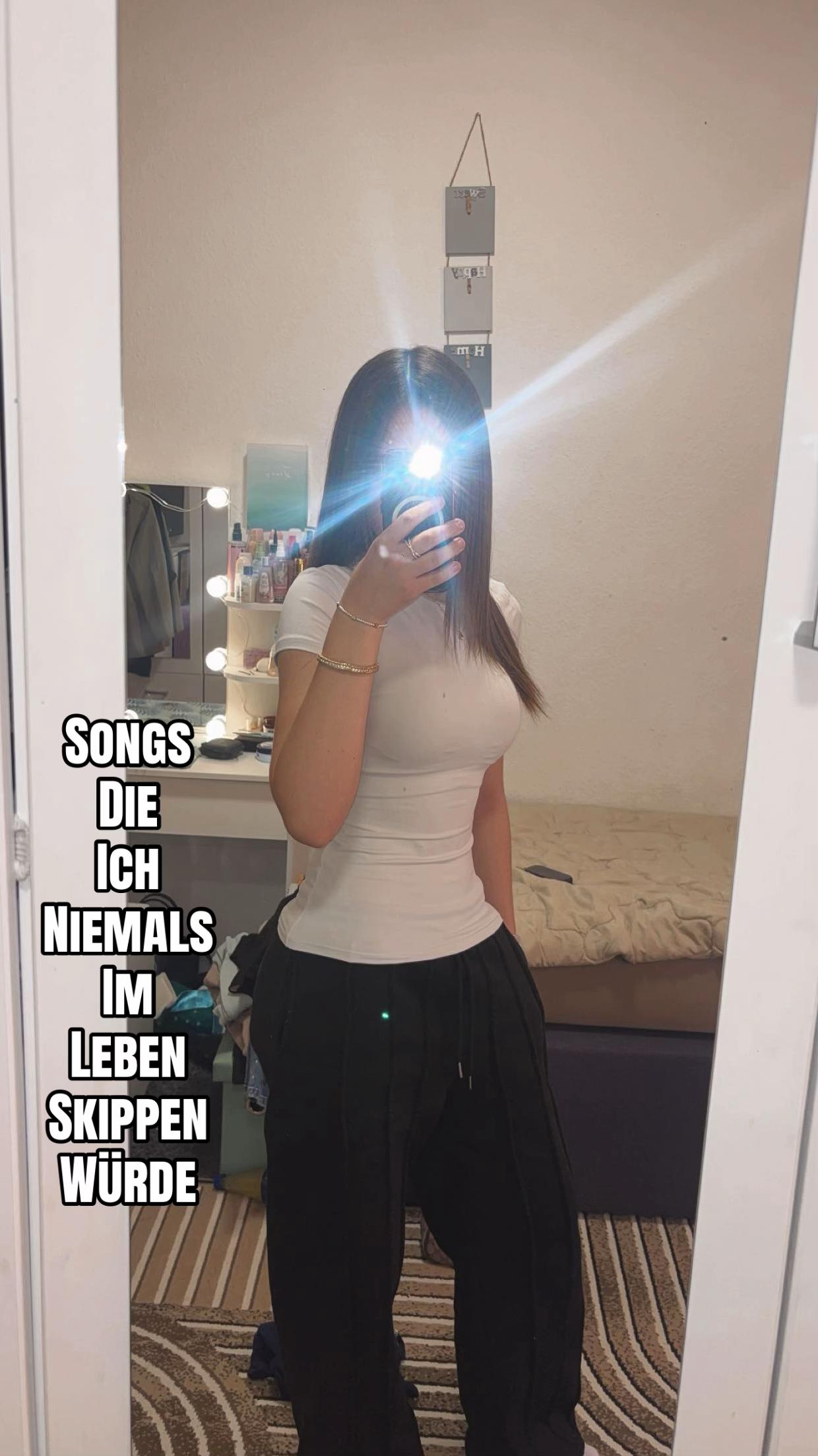 @𝐒ꨄ🇽🇰🇦🇱