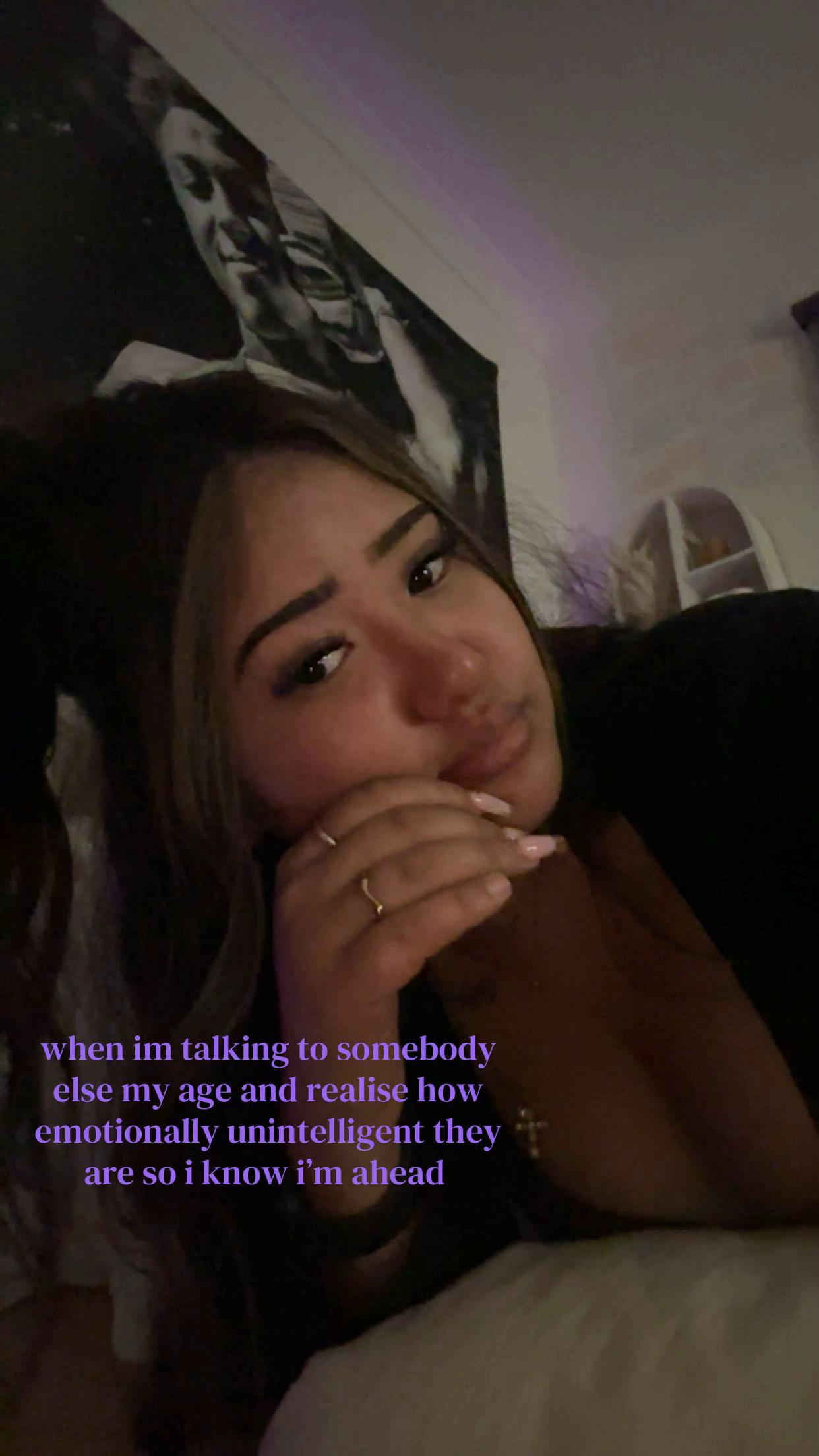 @𝐦 𝐞 𝐥 𝐨 𝐝 𝐲