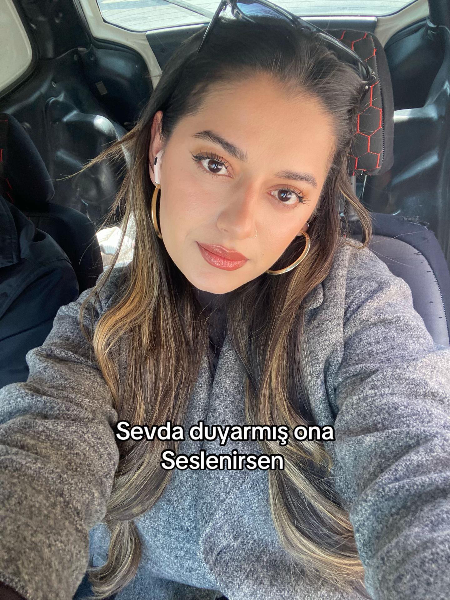 @GB’🪭
