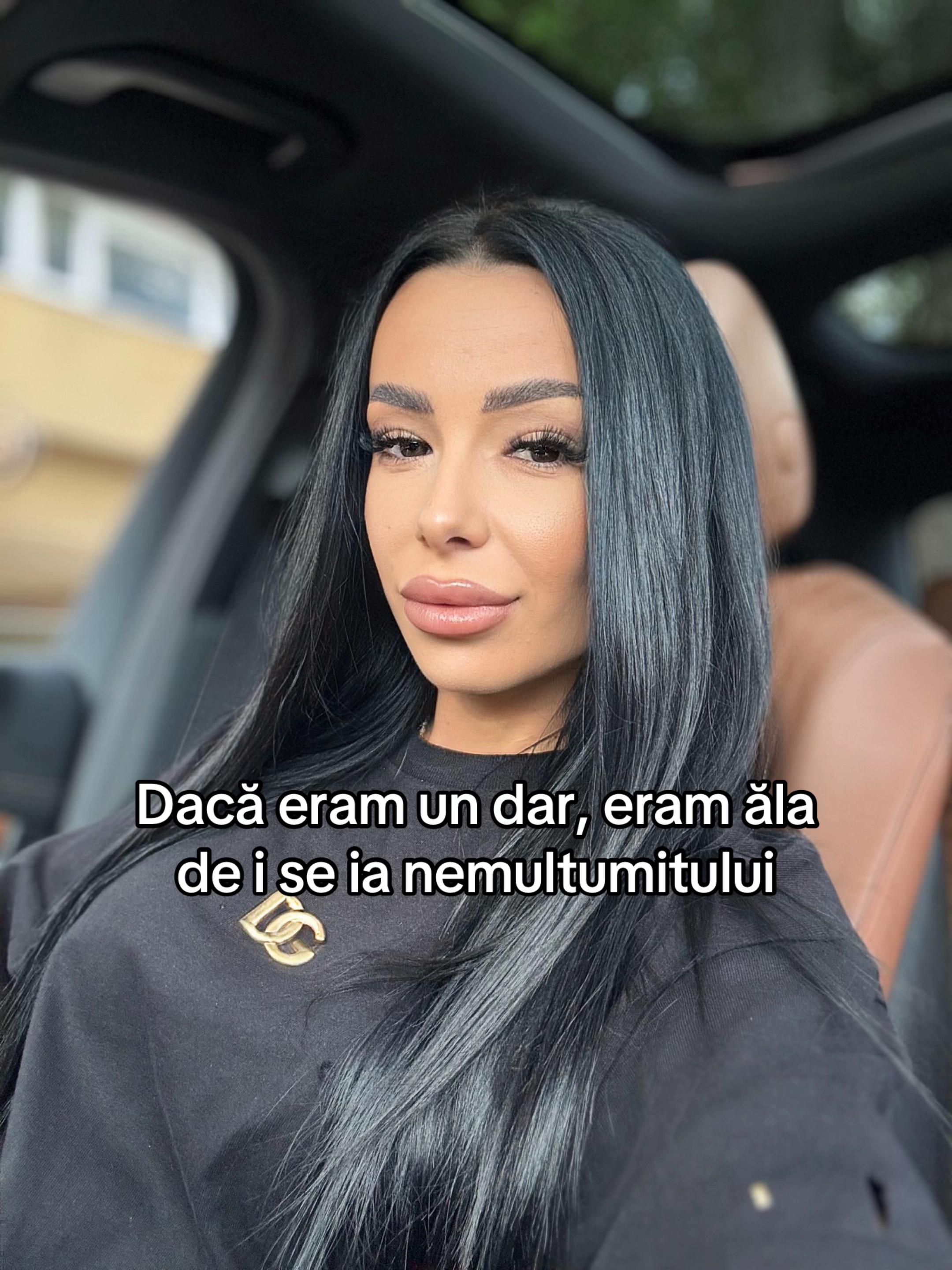 @𝓞𝓪𝓷𝓪