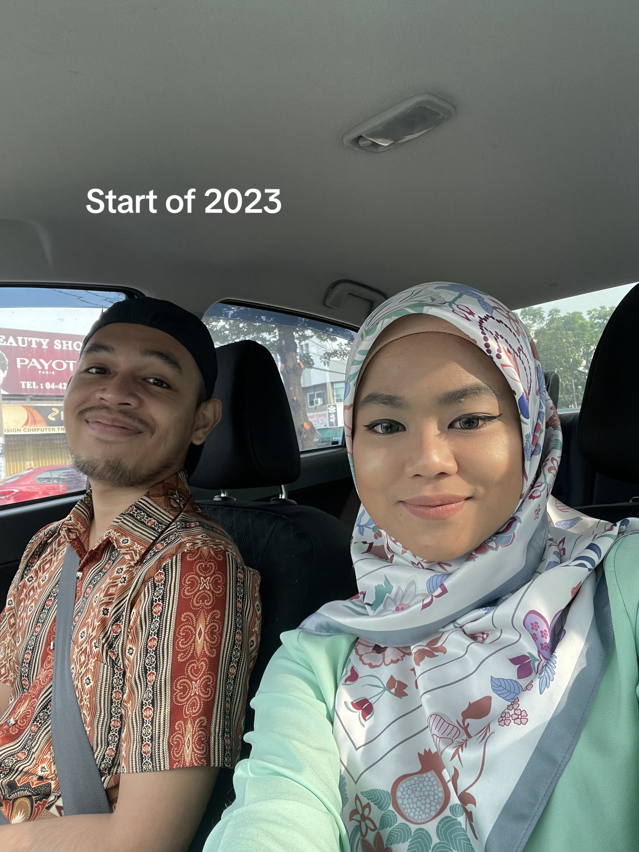 @deeyarazali