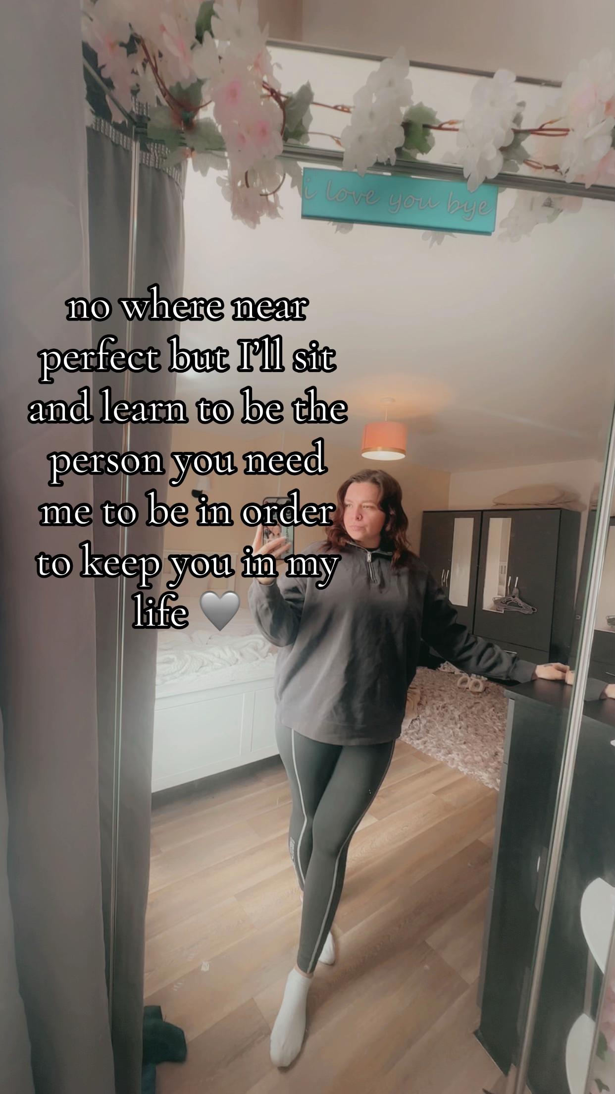 @AirFreya Matthews 😏🩶