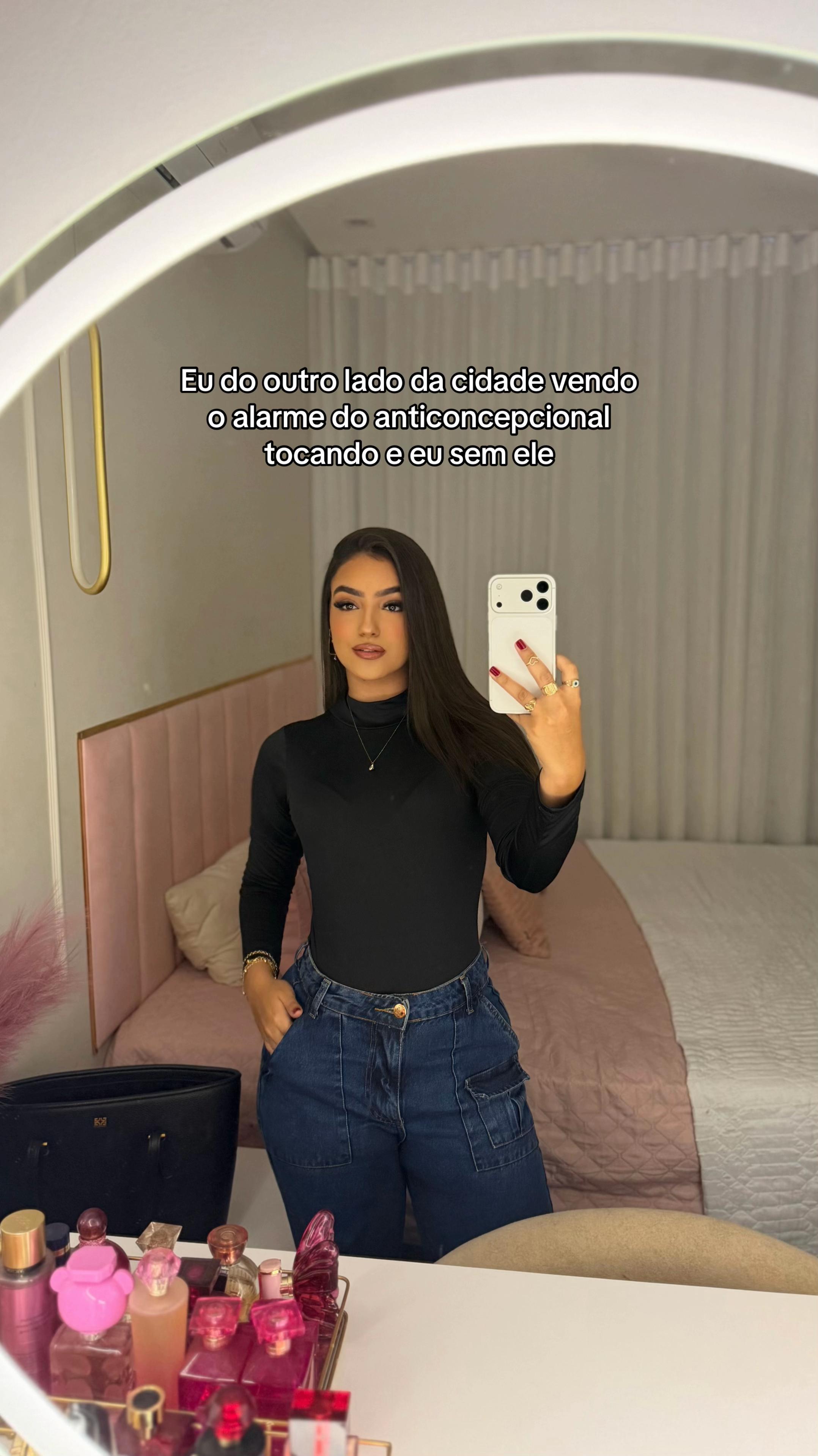 @Ana Luiza Le&atilde;o