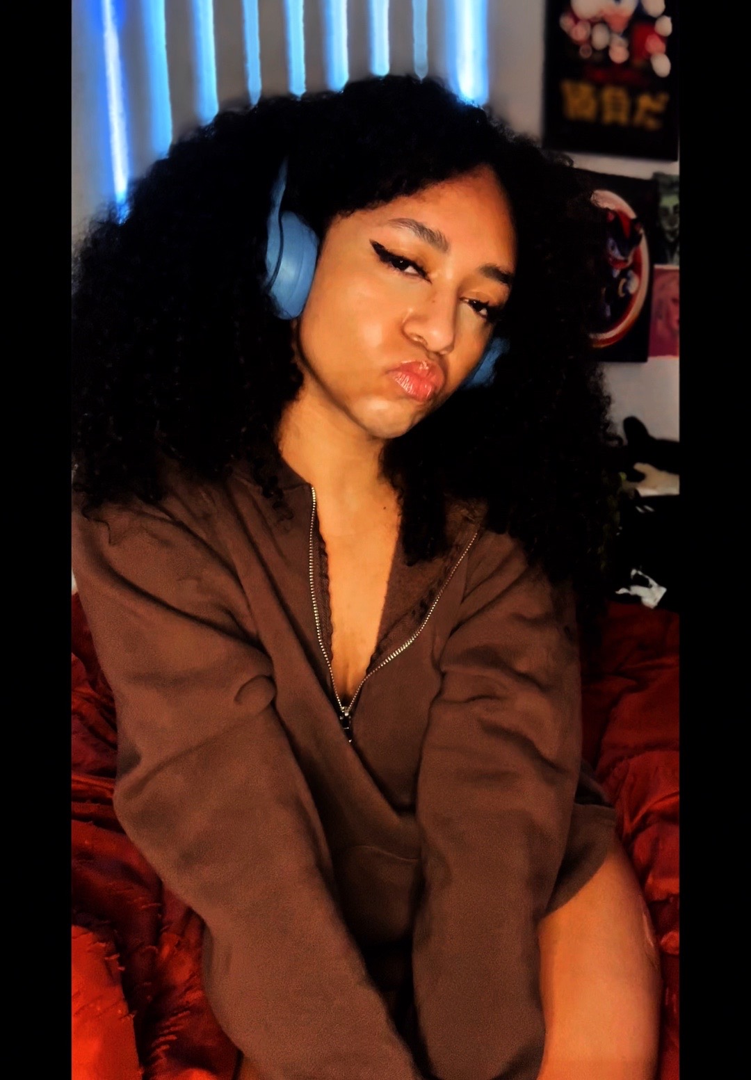 @NamelessBoioxo