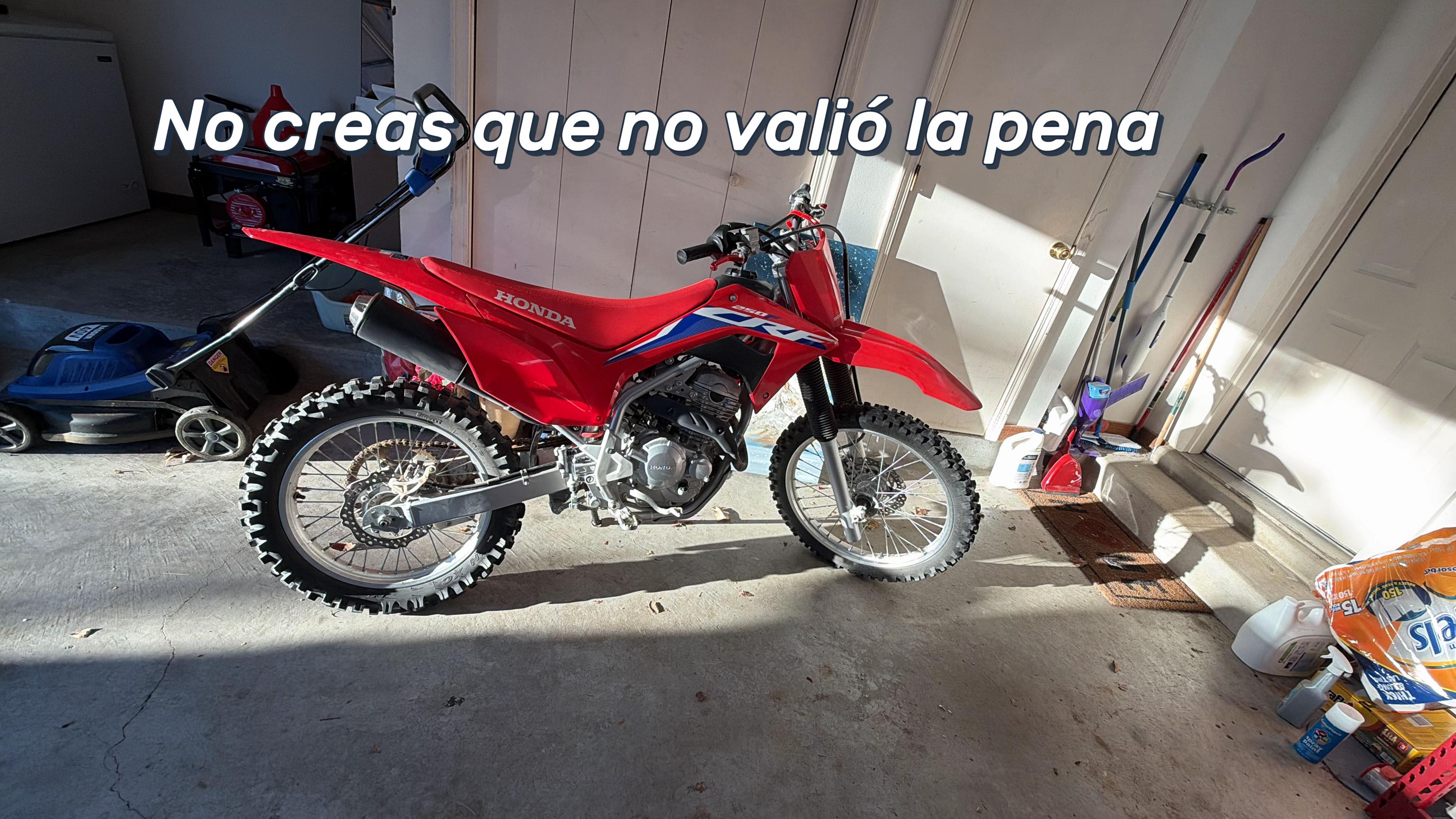 @CarlosRecinos09