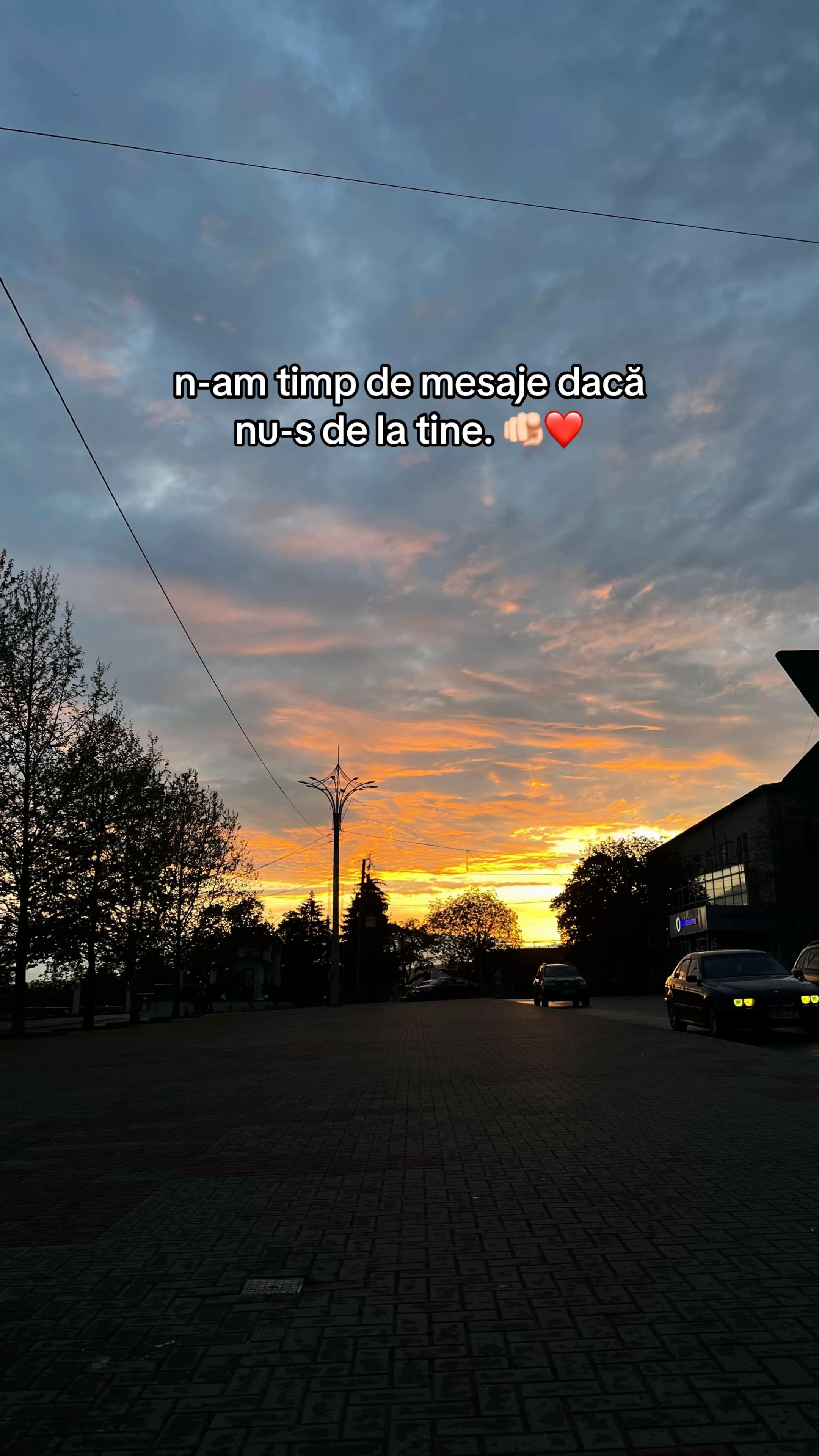 @🖤