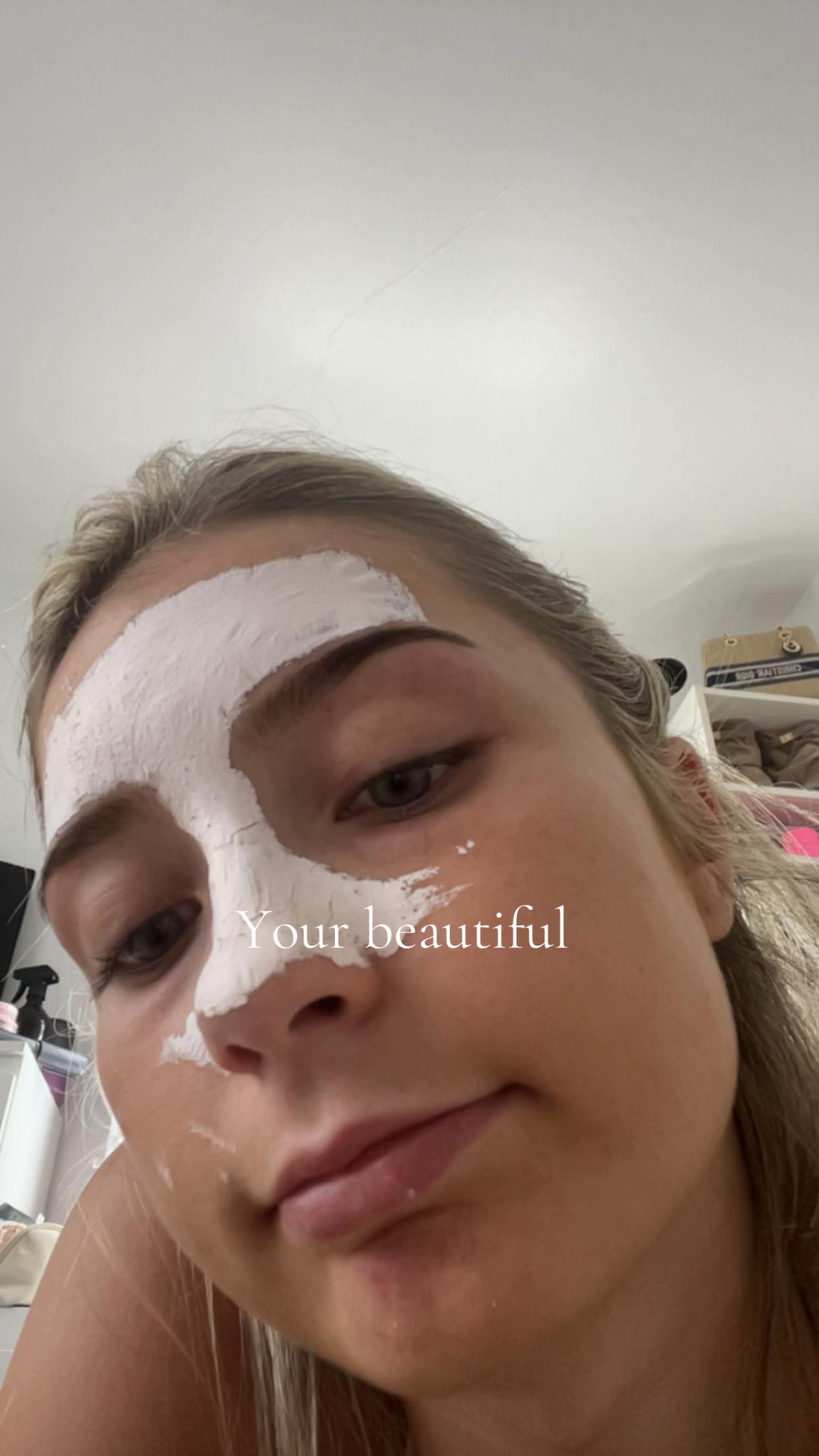 @𝐋