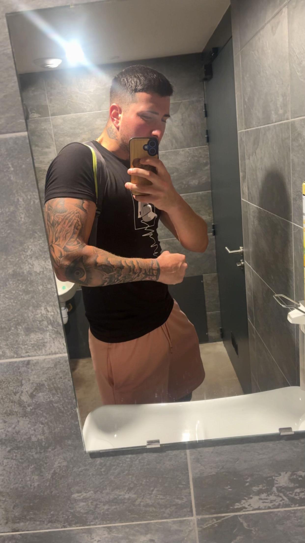 @Alexxxx