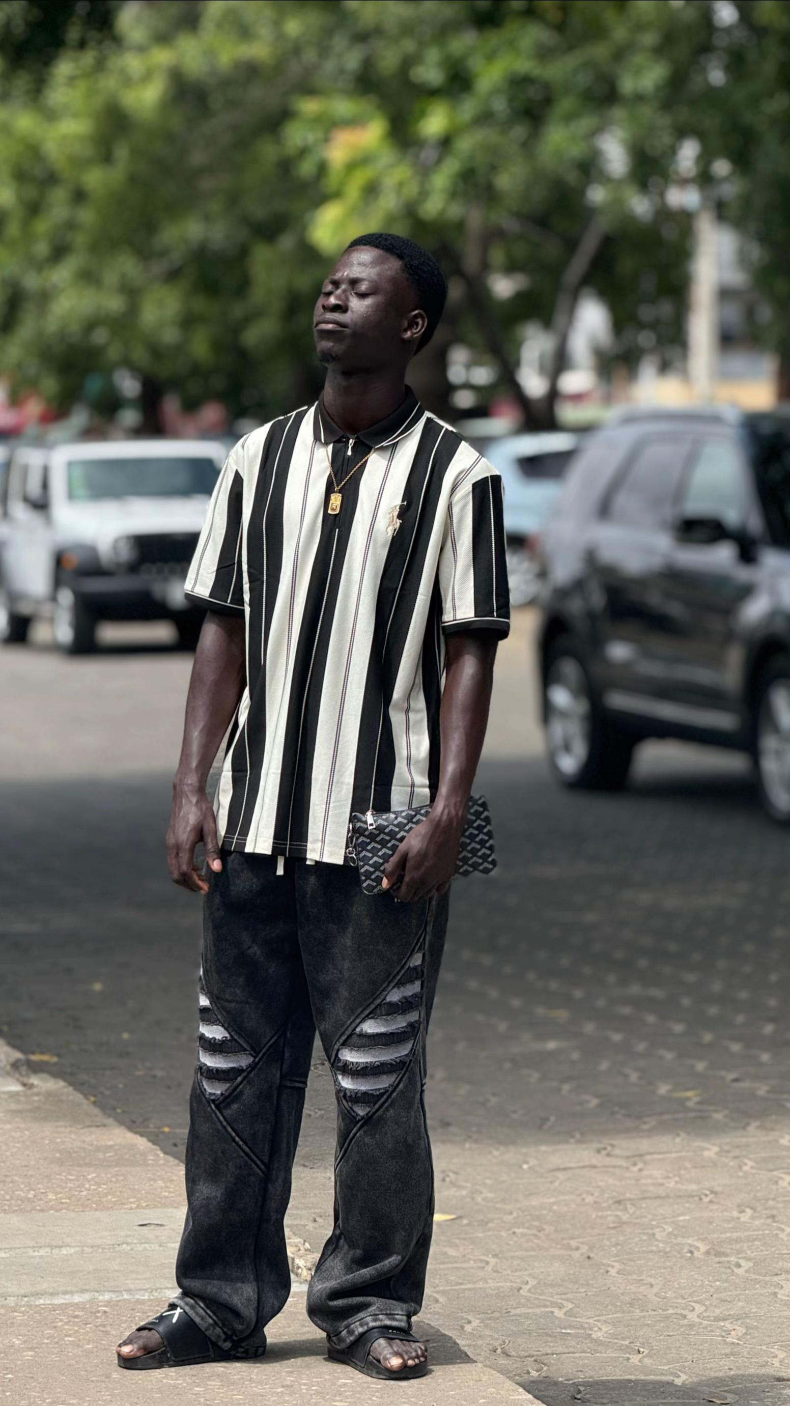 @LA MANO DU 229🚫🦵🏾