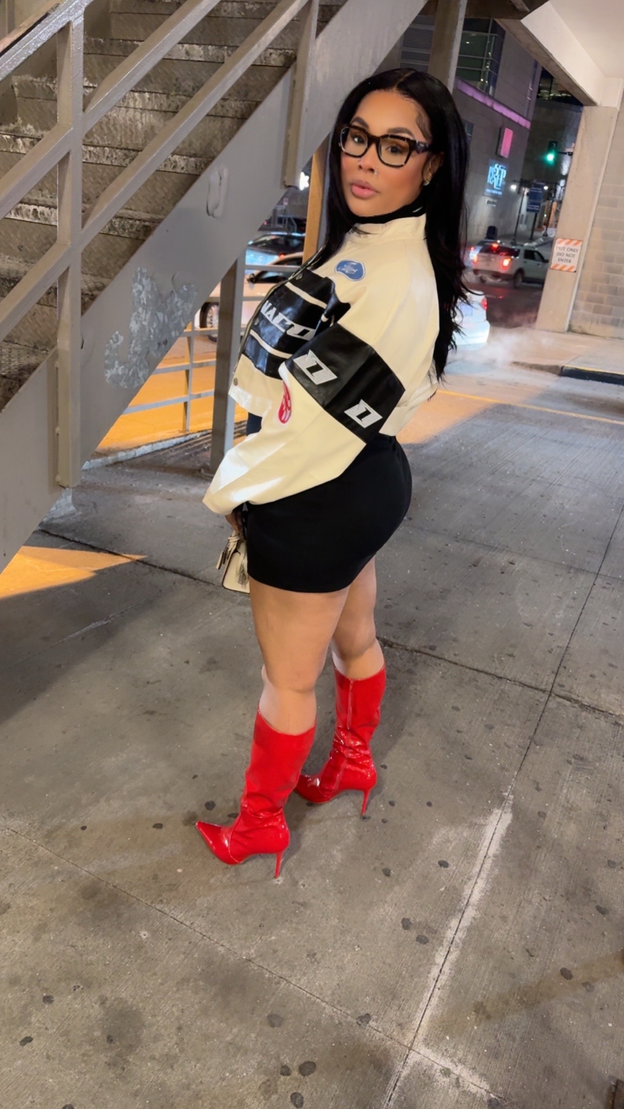 @SoSoNelle