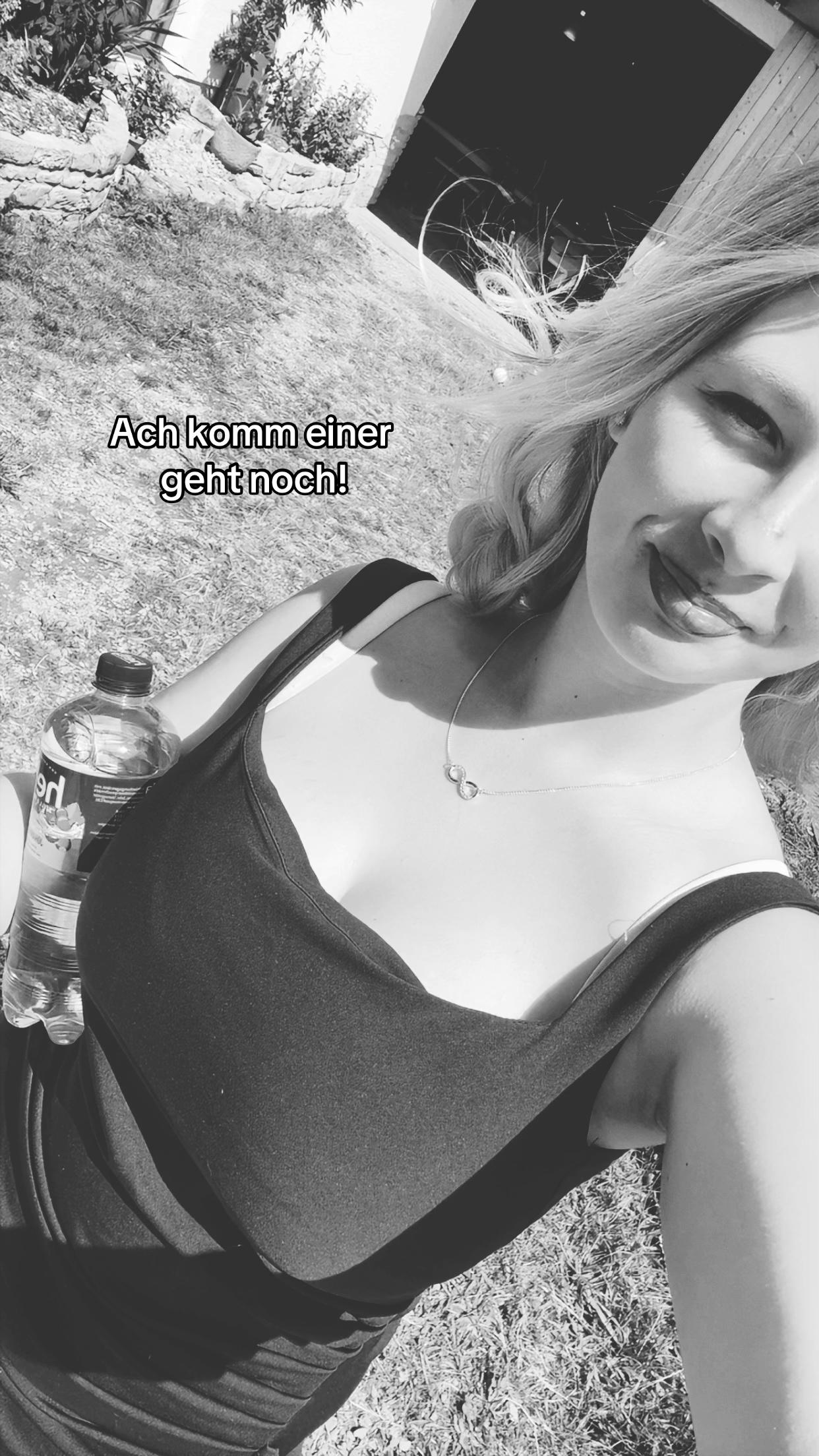 @🦕
