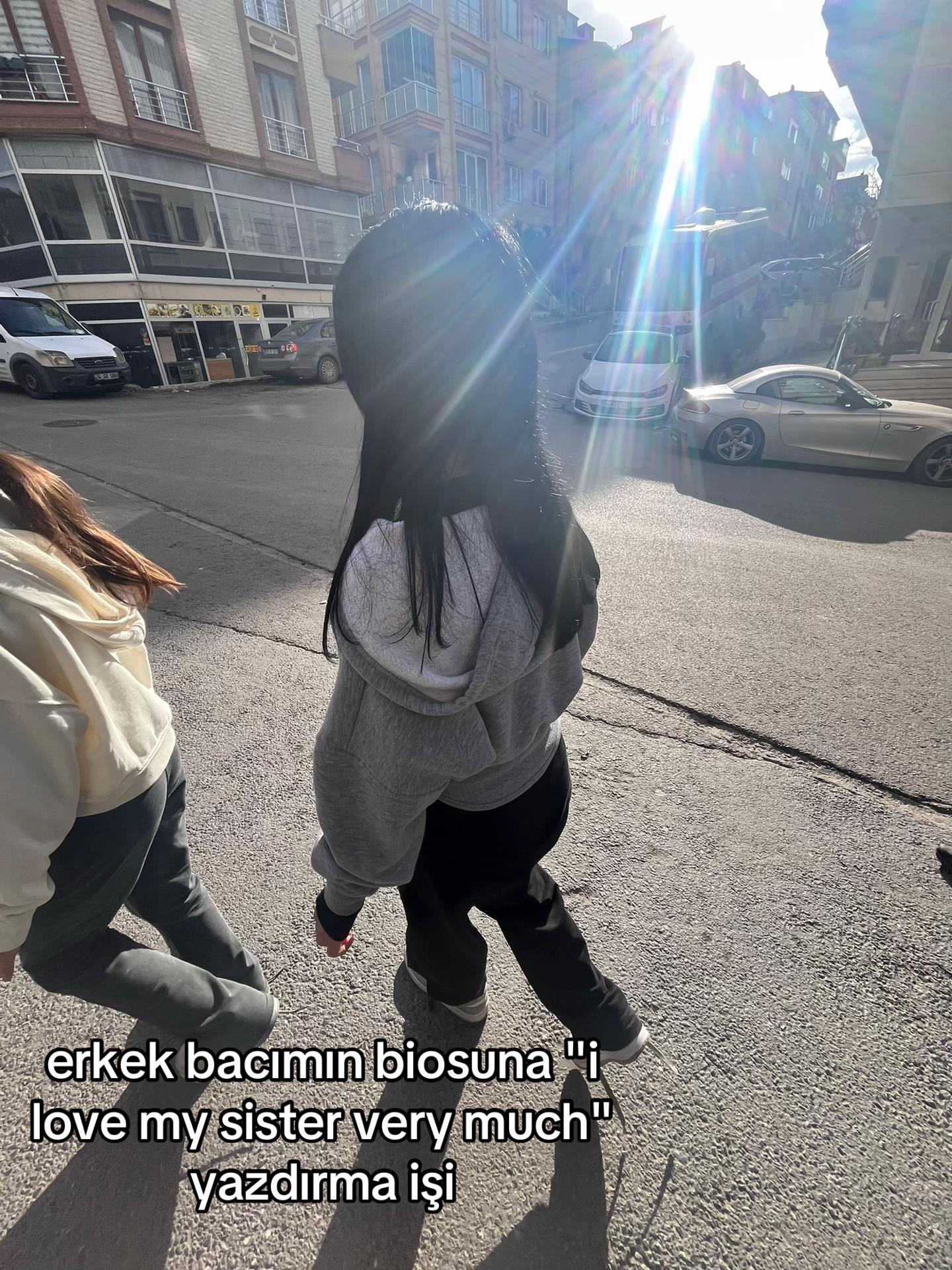 @๐๐๐๐ ๐ข