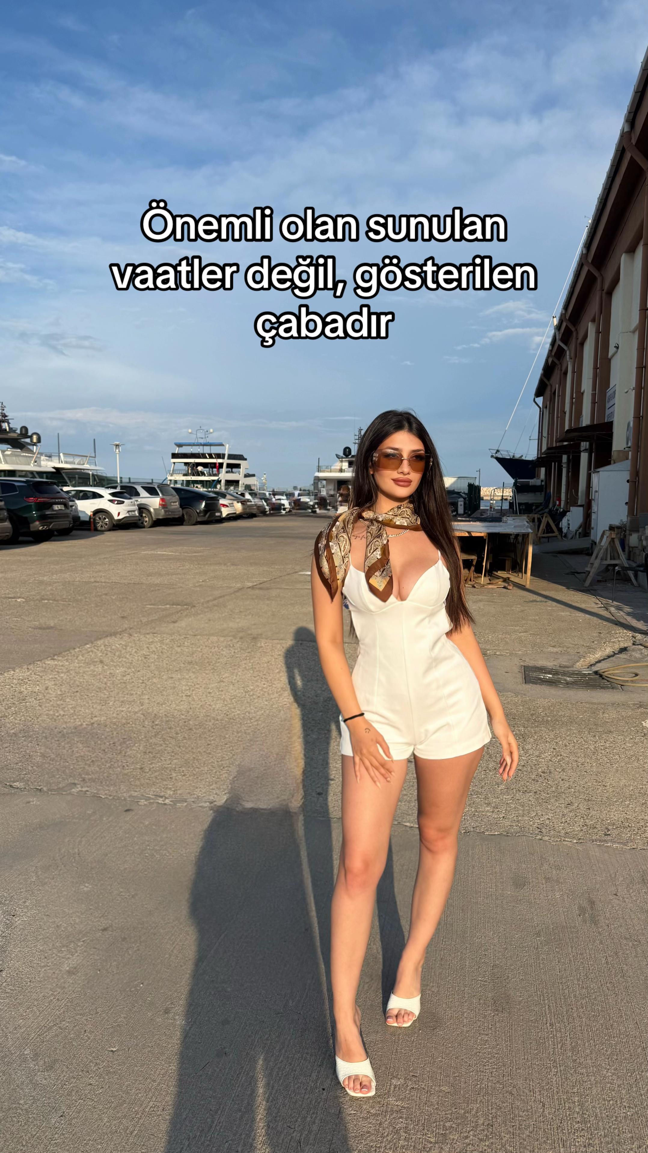 @ronika_veronikaa