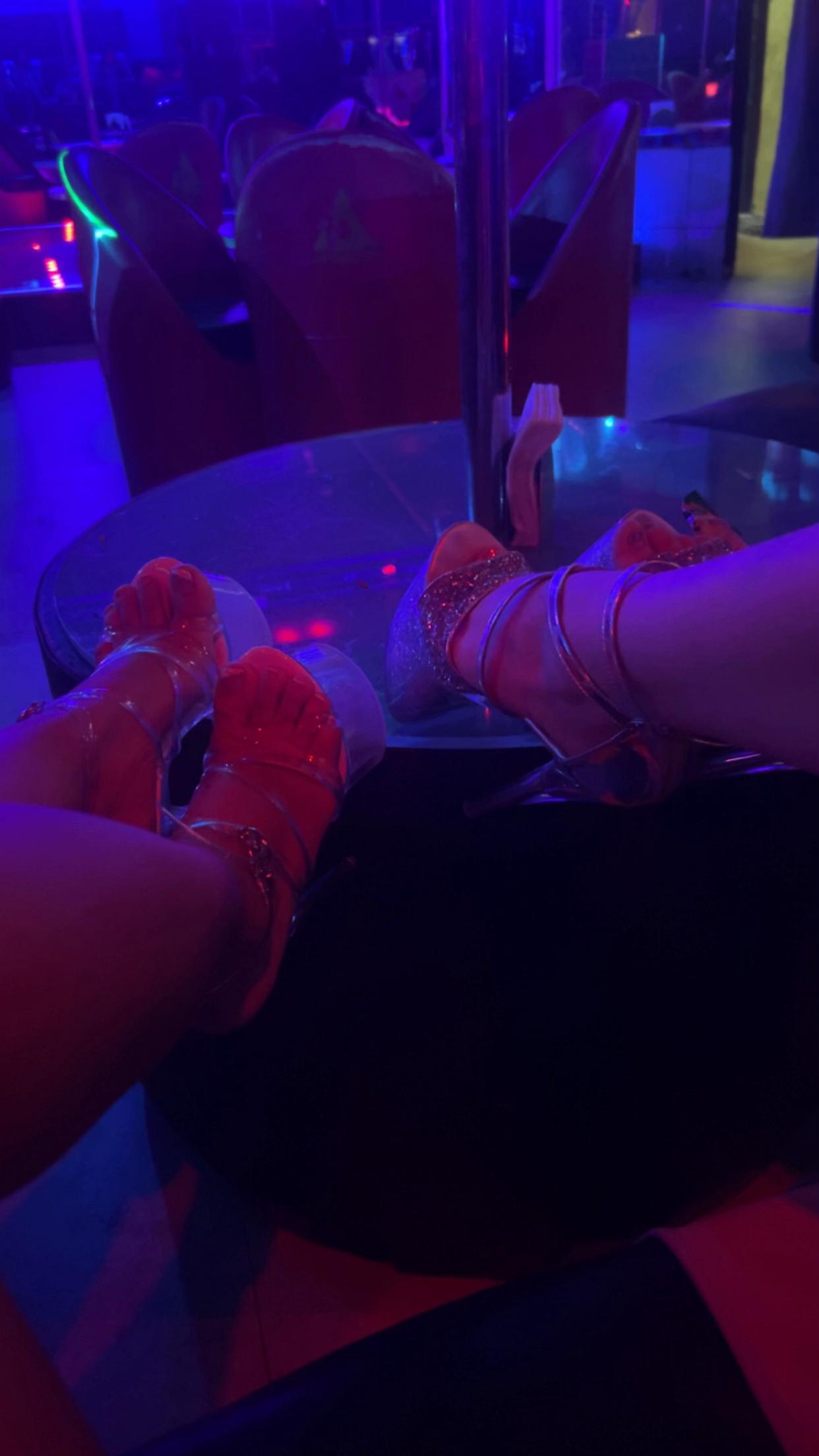 @Jade 💵✨