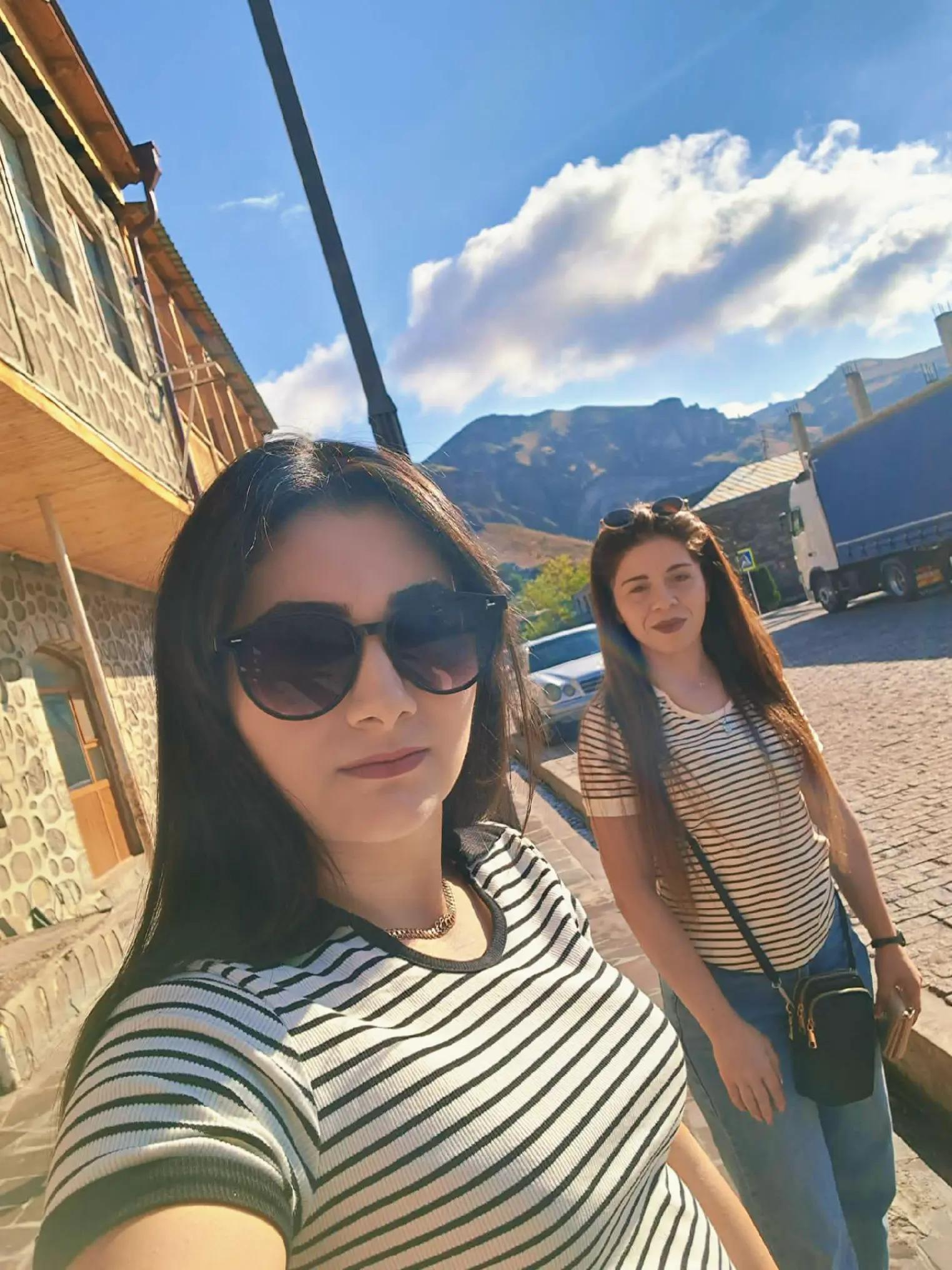 @Մ~~~~♧🤎