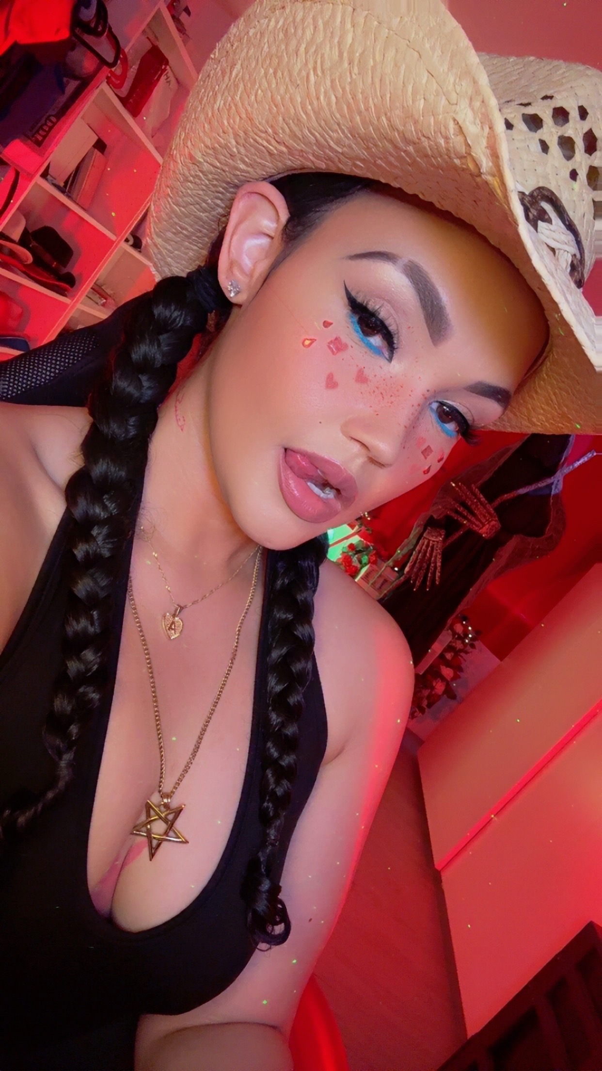 @๐งงMistressArabella๐ค๐