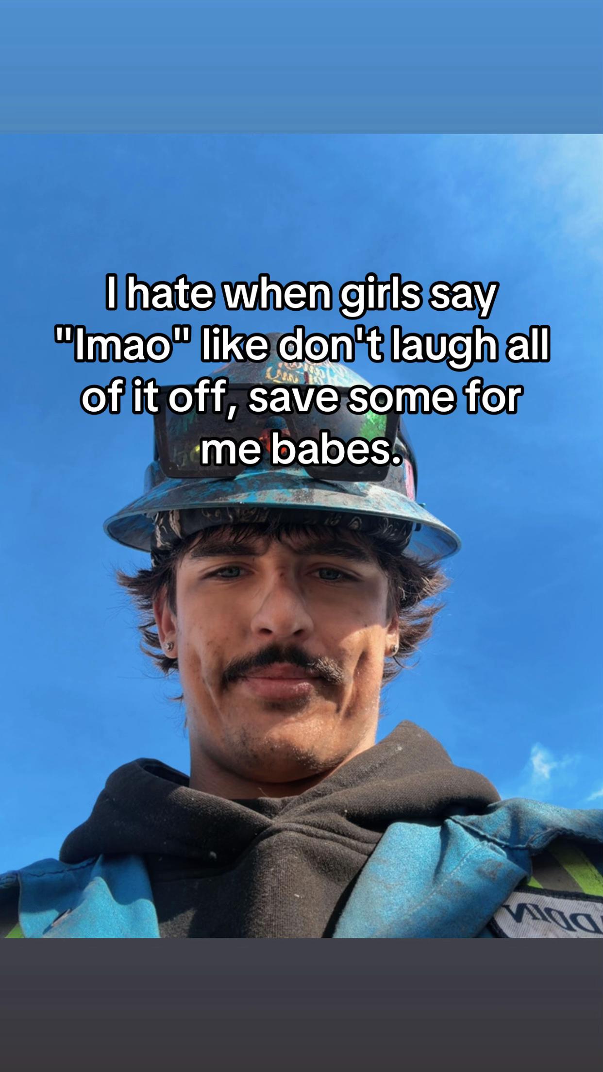 @𝓐𝔂𝓭𝓮𝓷 👑