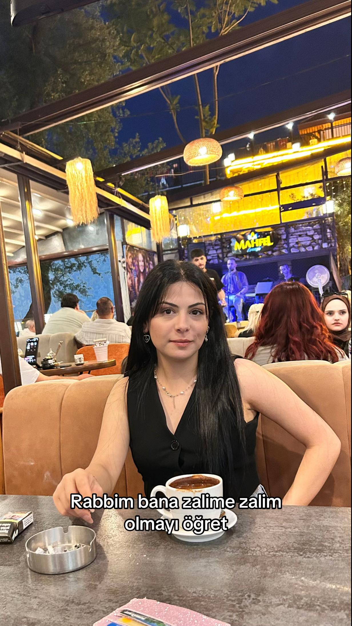 @user28761317987