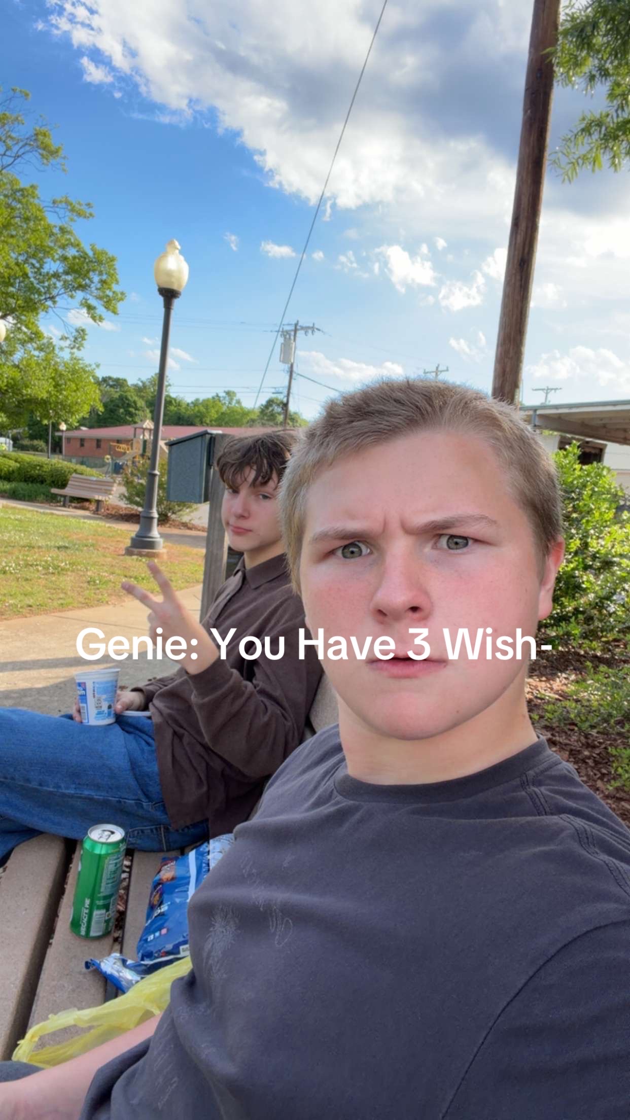 @🗿