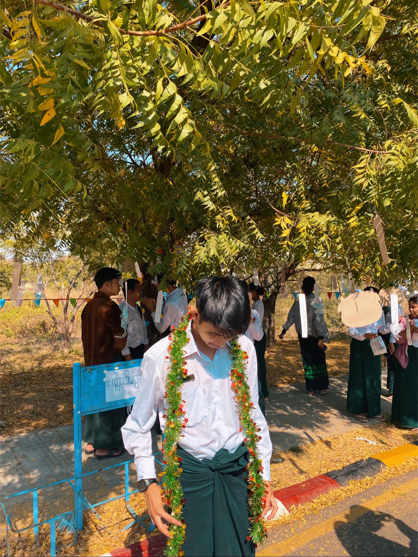 @ပုစွန်ထုပ်