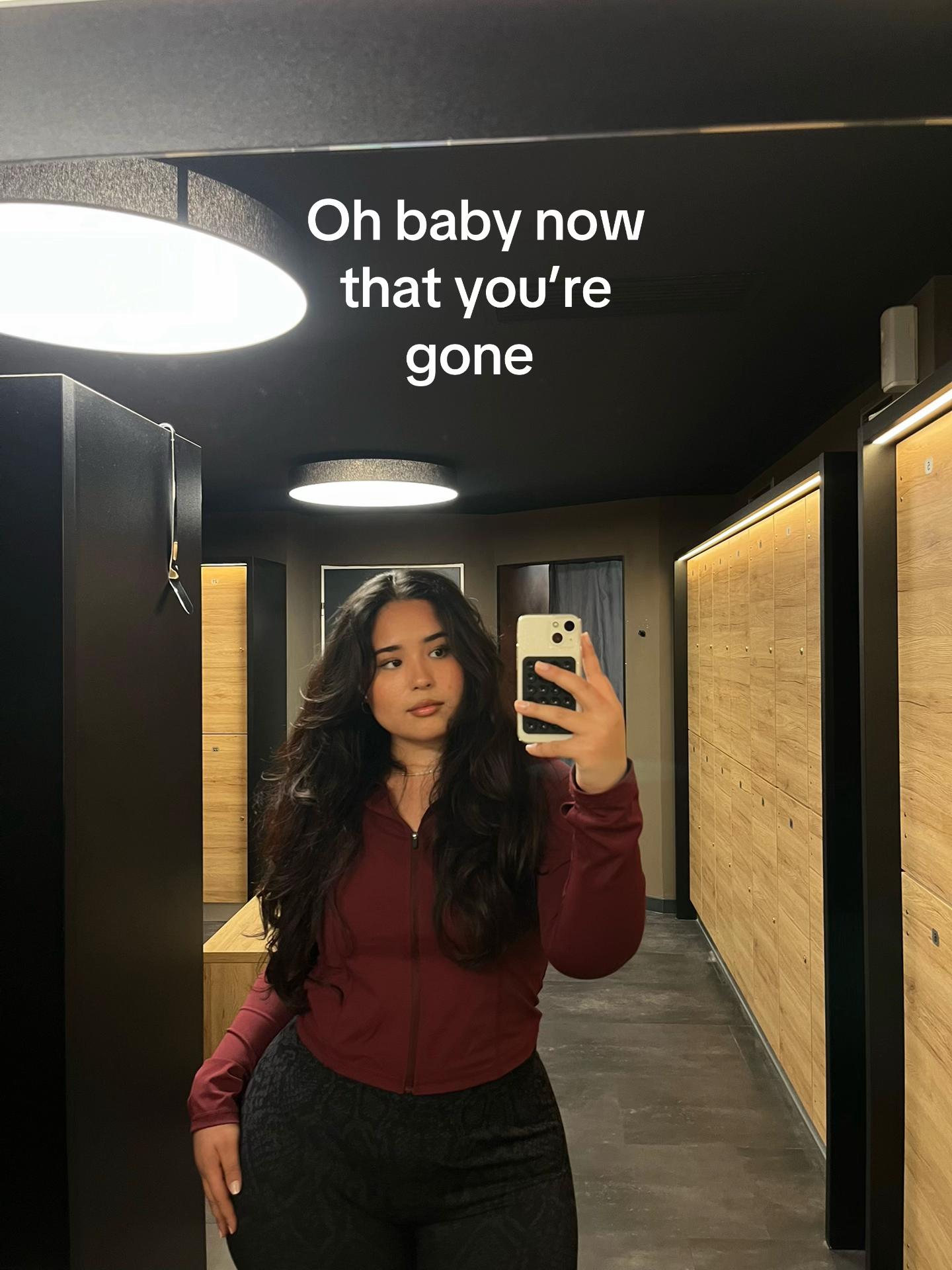 @nicole