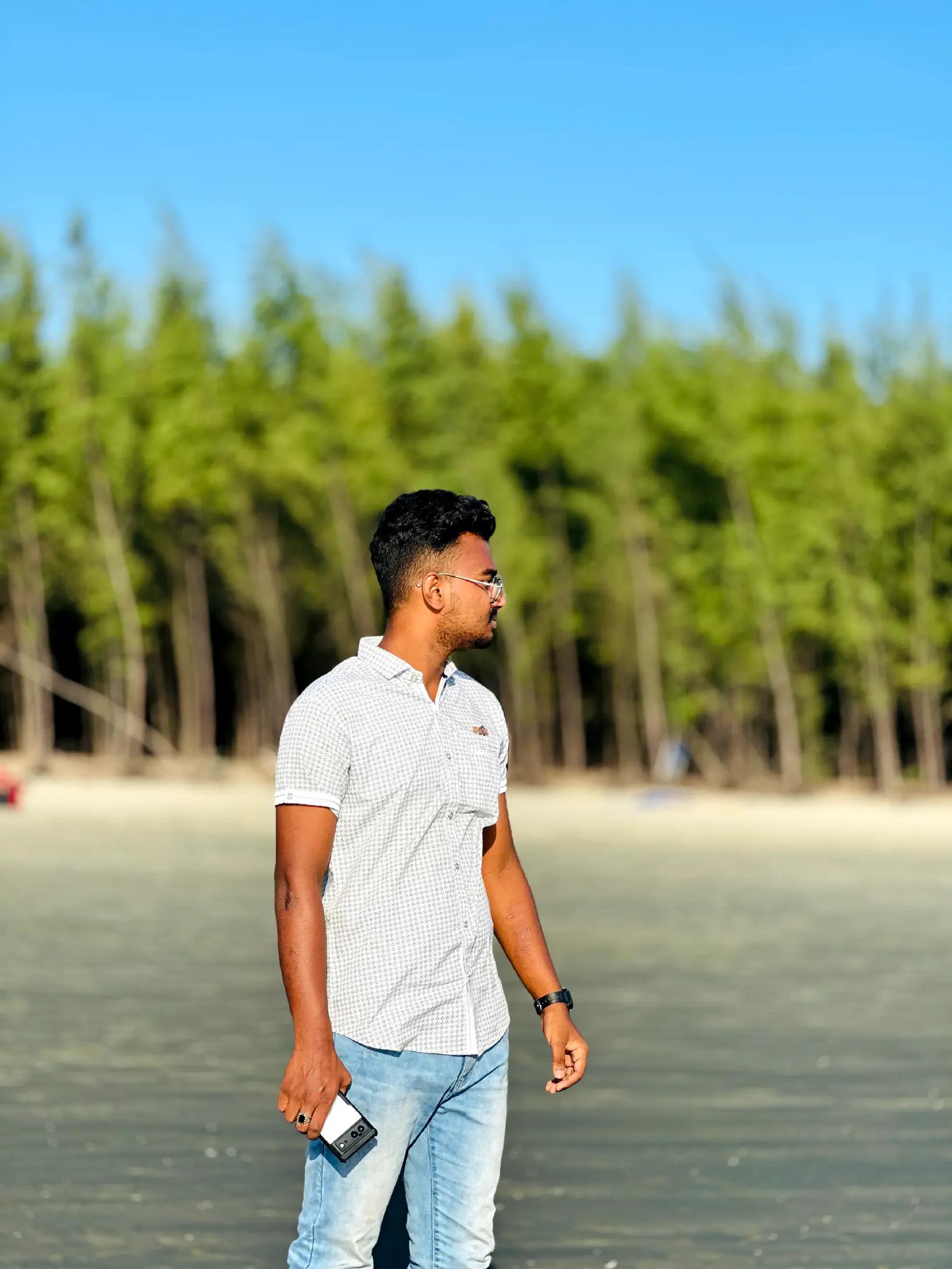 @⚜️Moushik❤️&zwj;🔥
