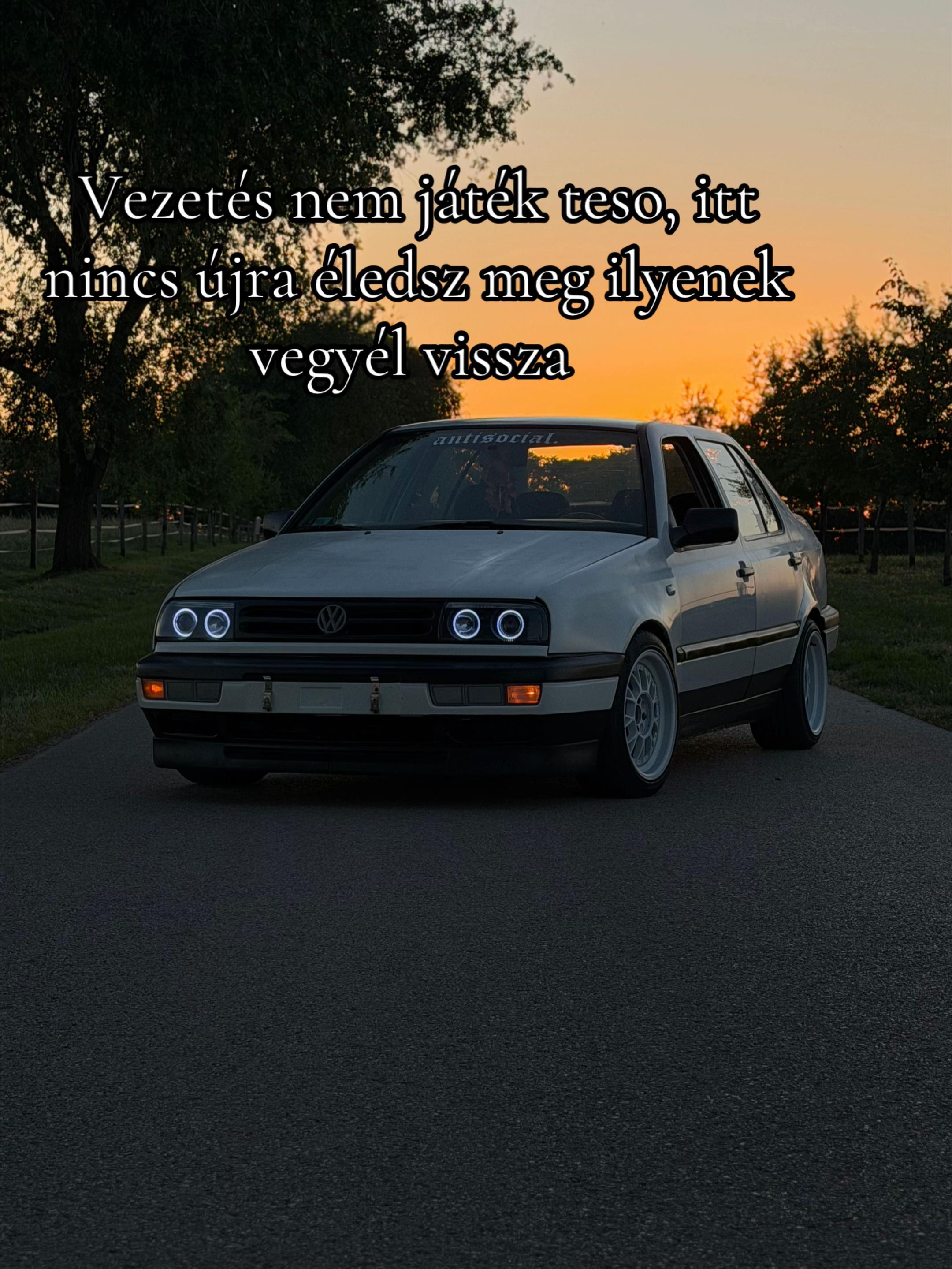 @Gábor Vaskó
