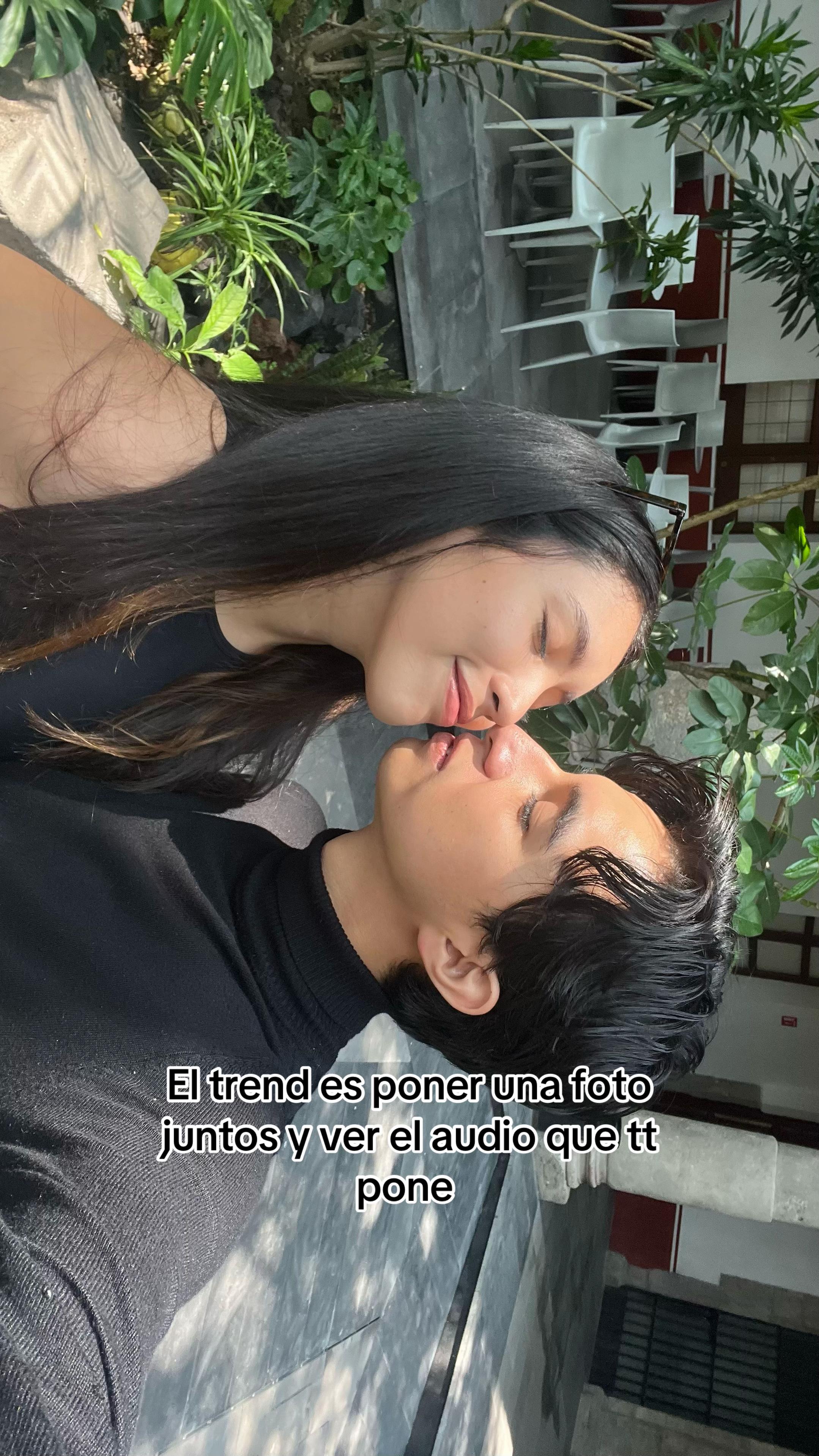 @MiaParra