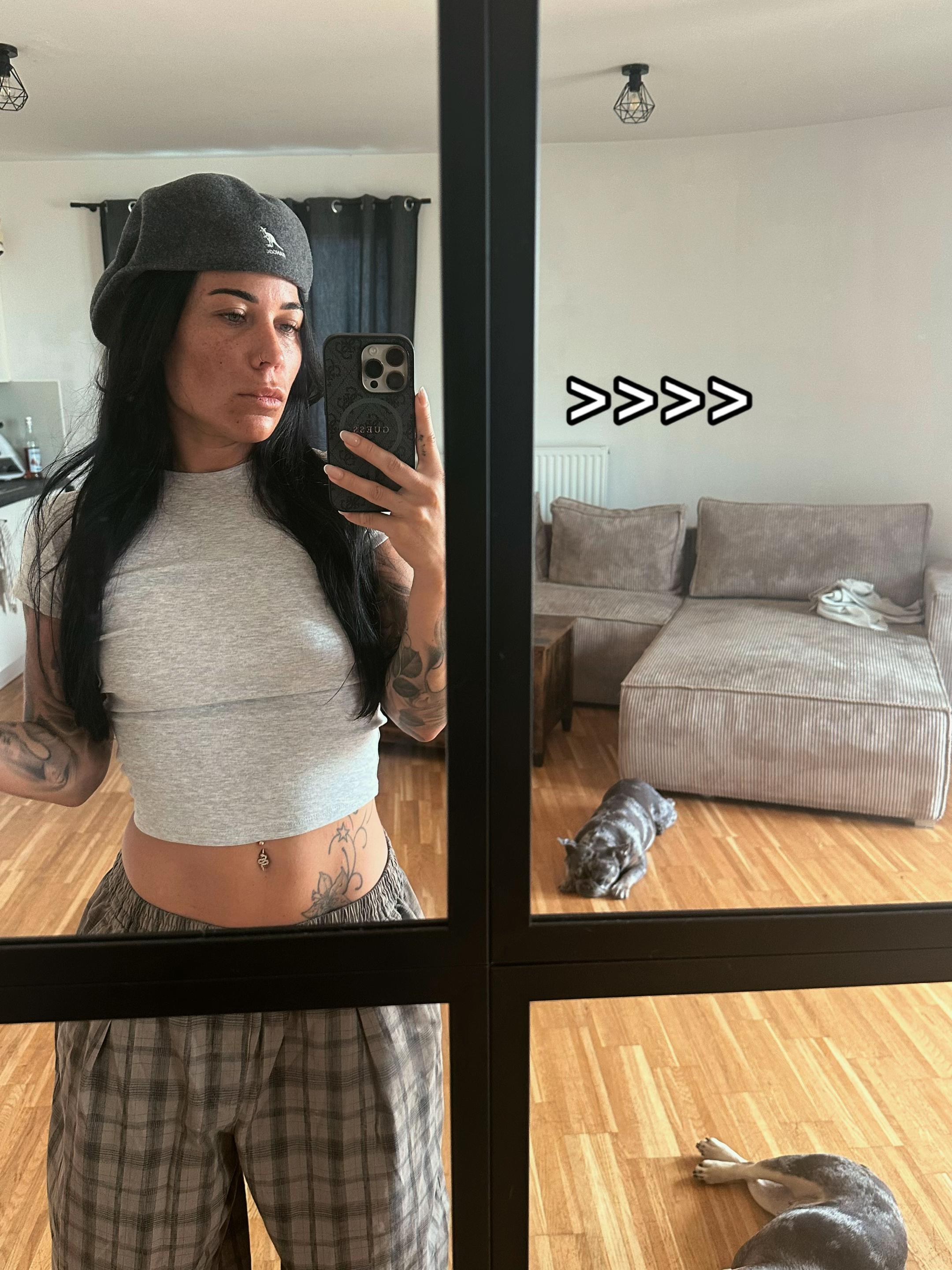 @✨