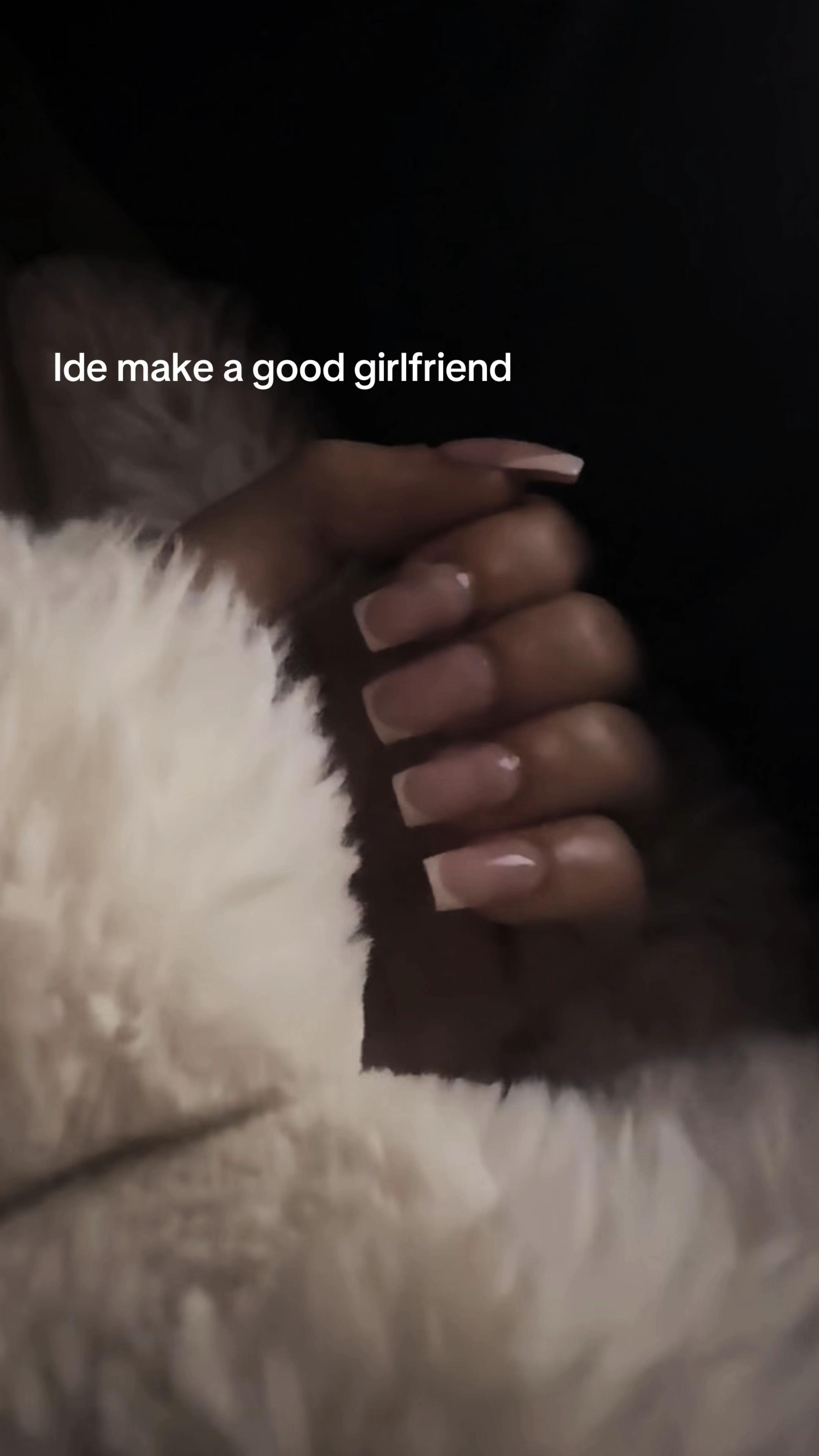 @𝐁𝐑𝐎𝐎𝐊𝐄🥂🐻