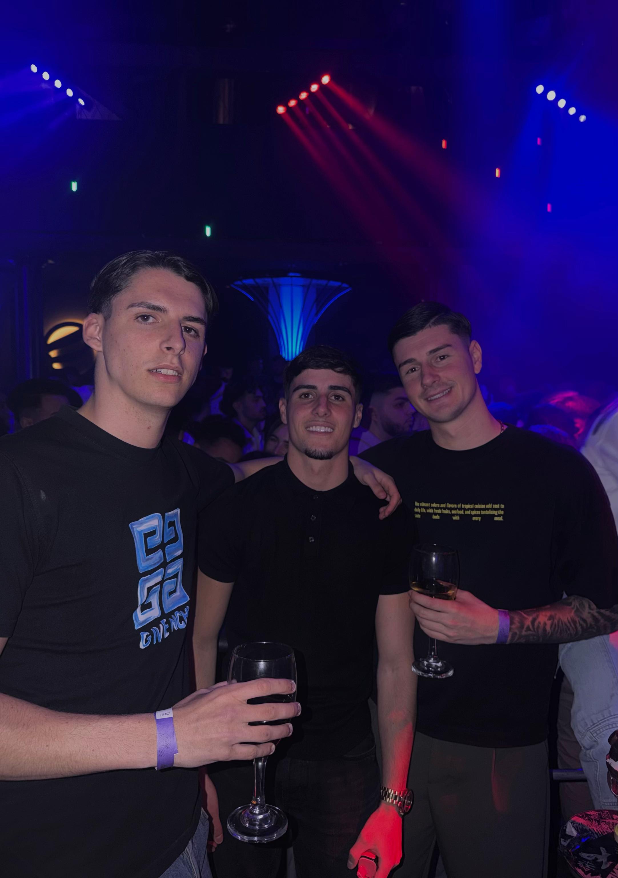 @HZ