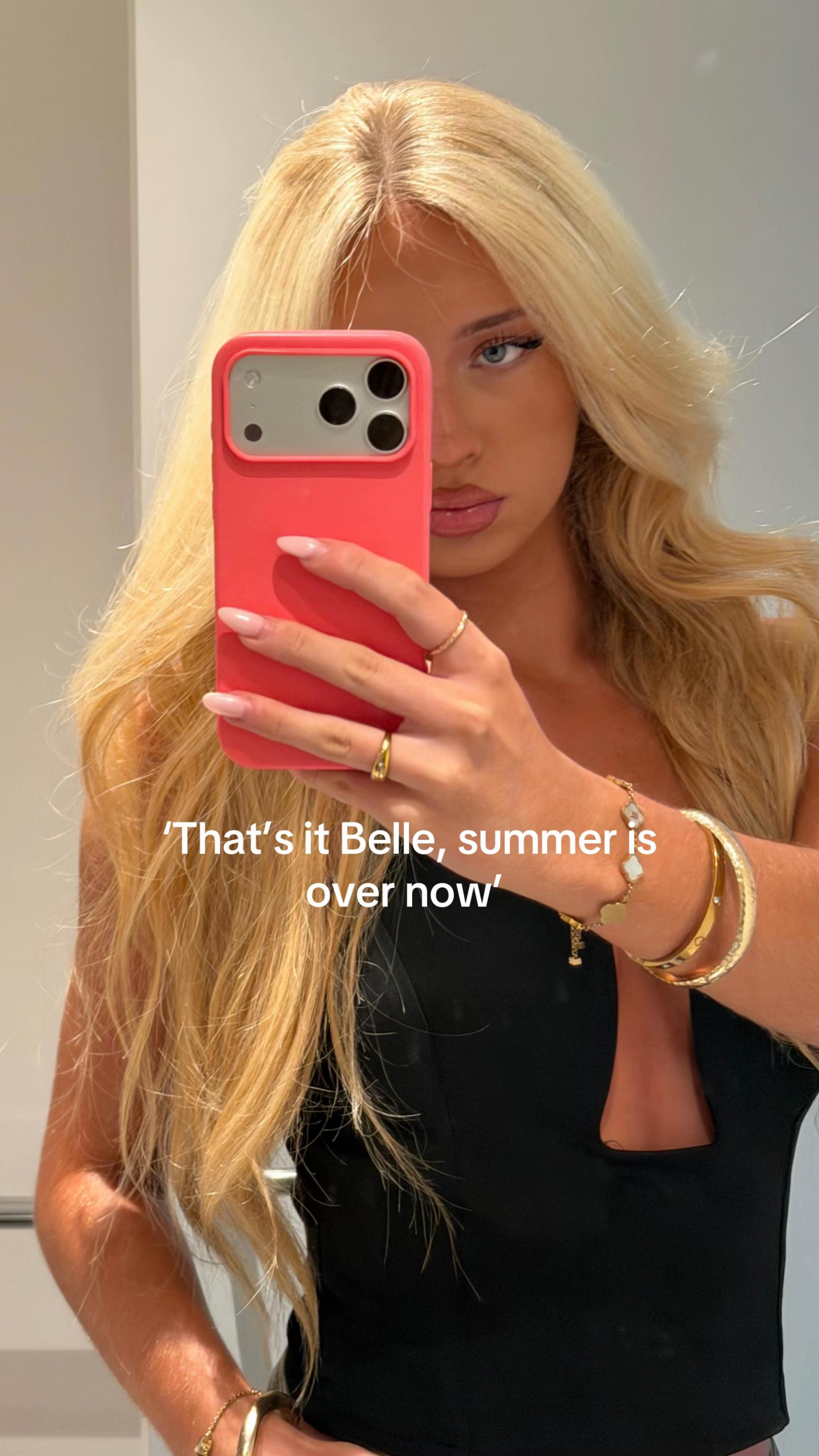@BelleRosieHoward★
