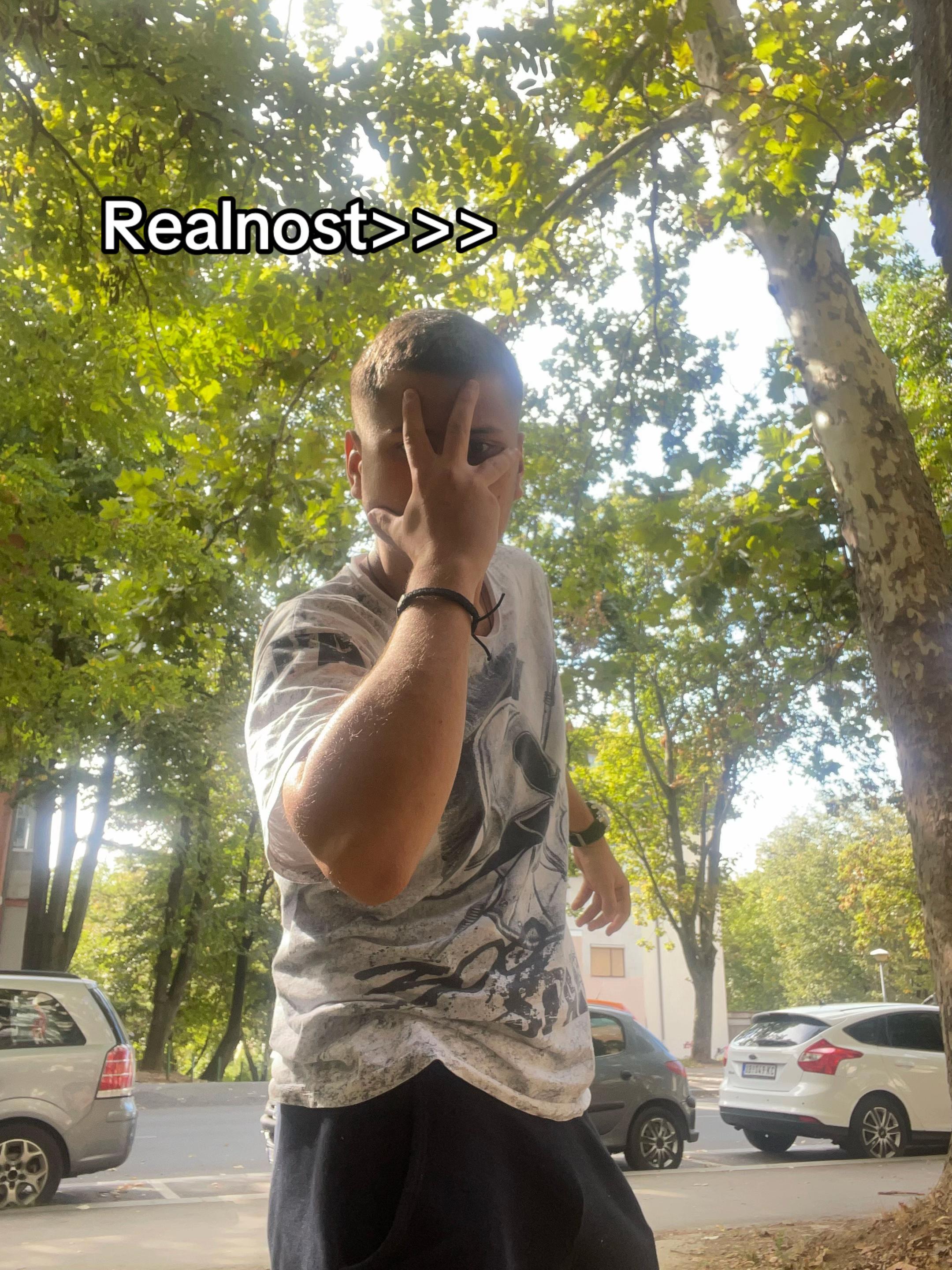 @Gvozdeni