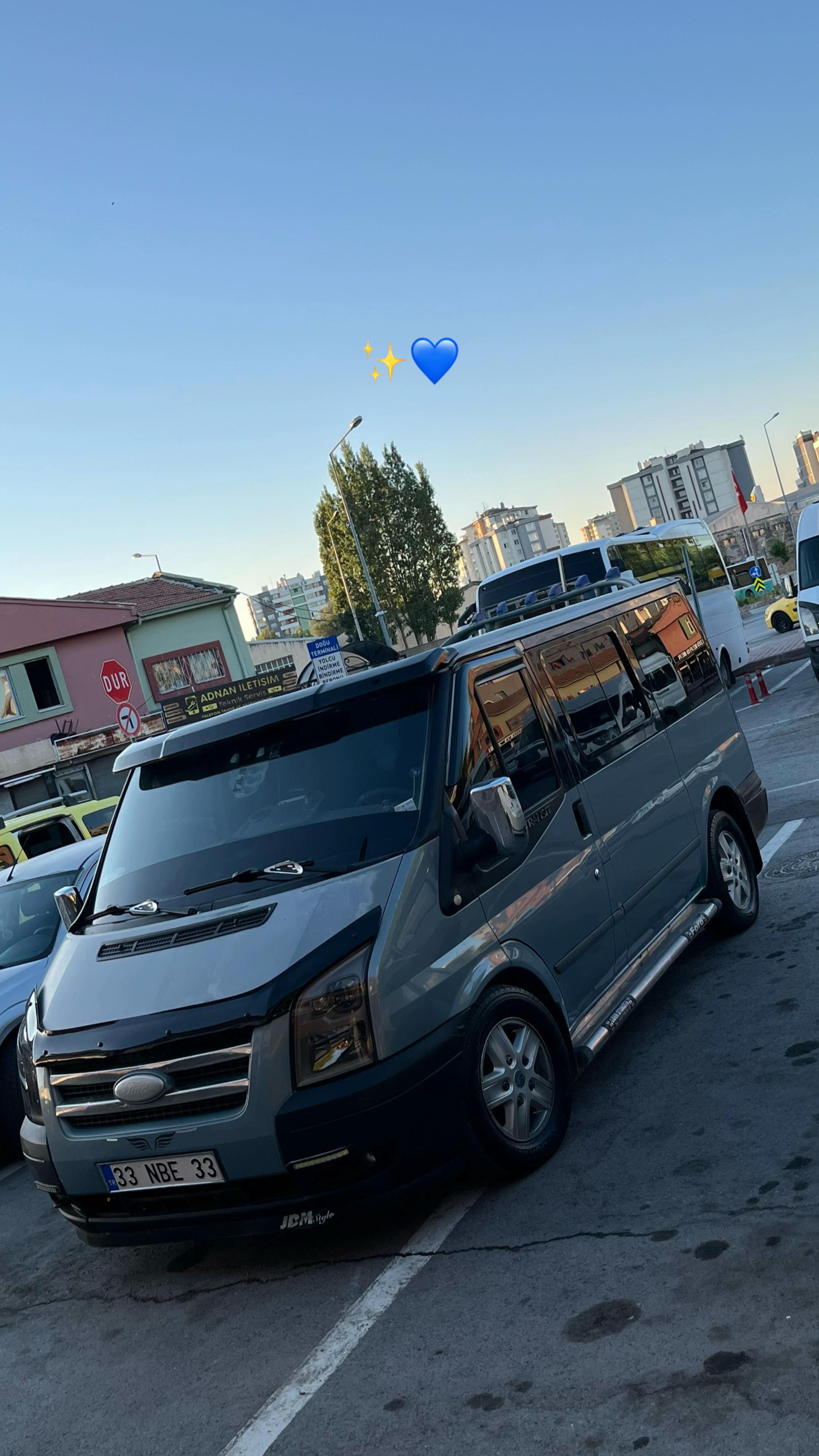 @Y İ Ğ İ T G Ü L
