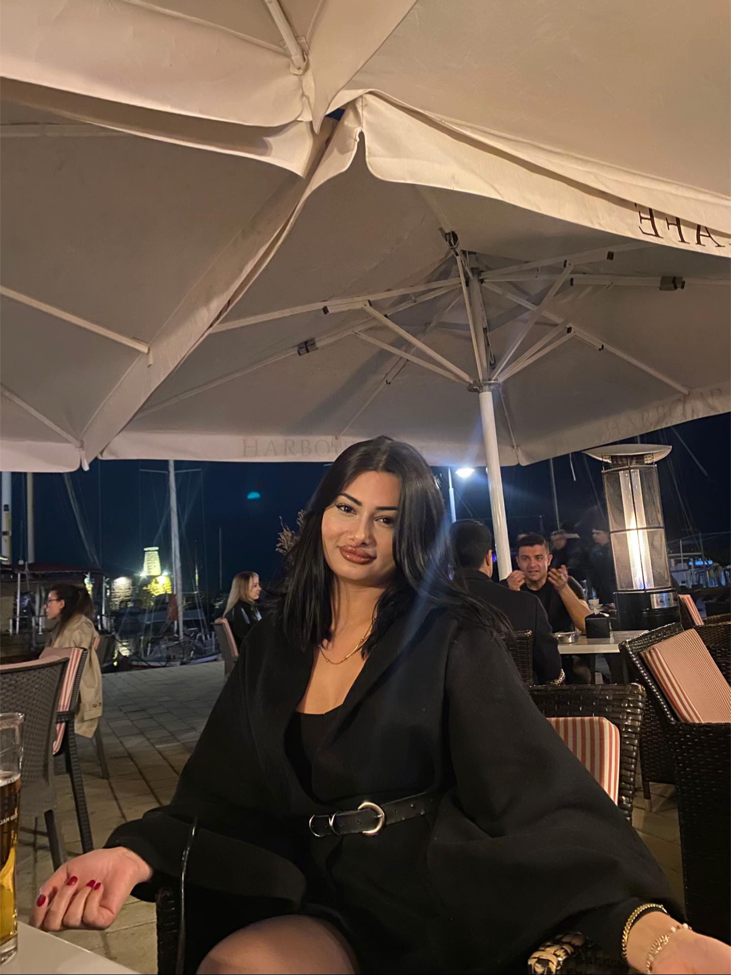 @Huriye Curacı
