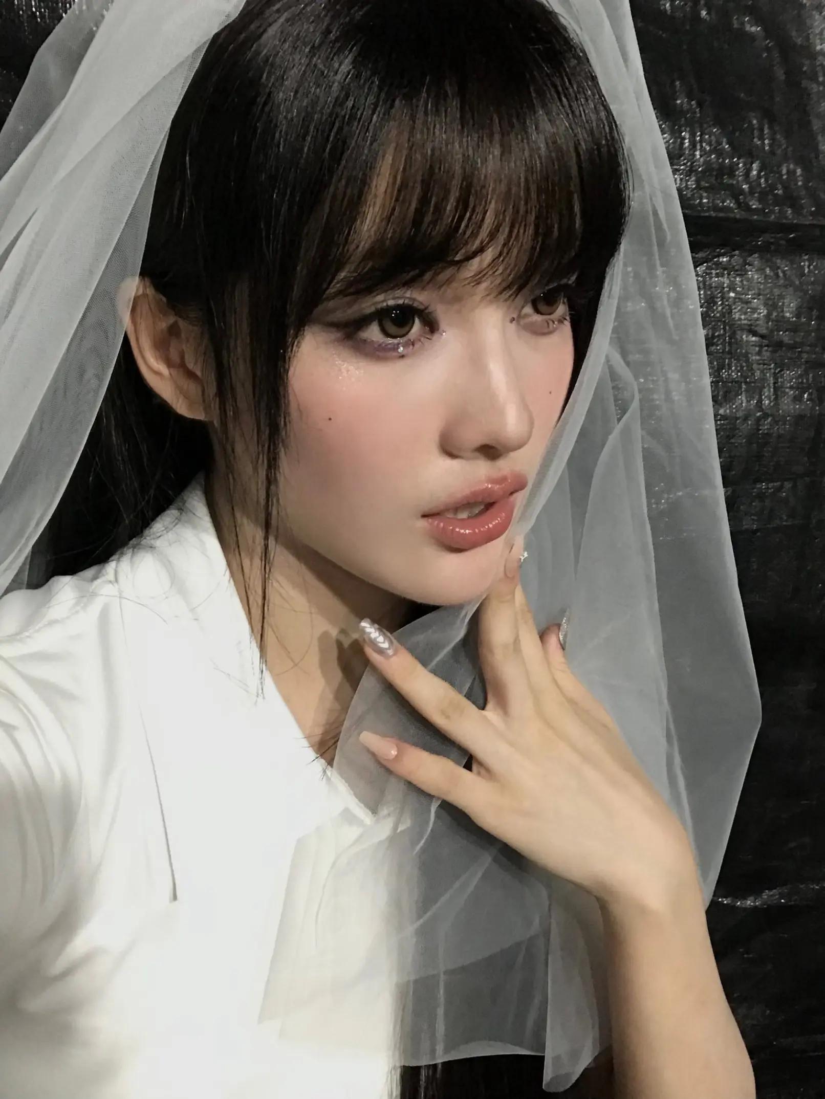 @Viennju