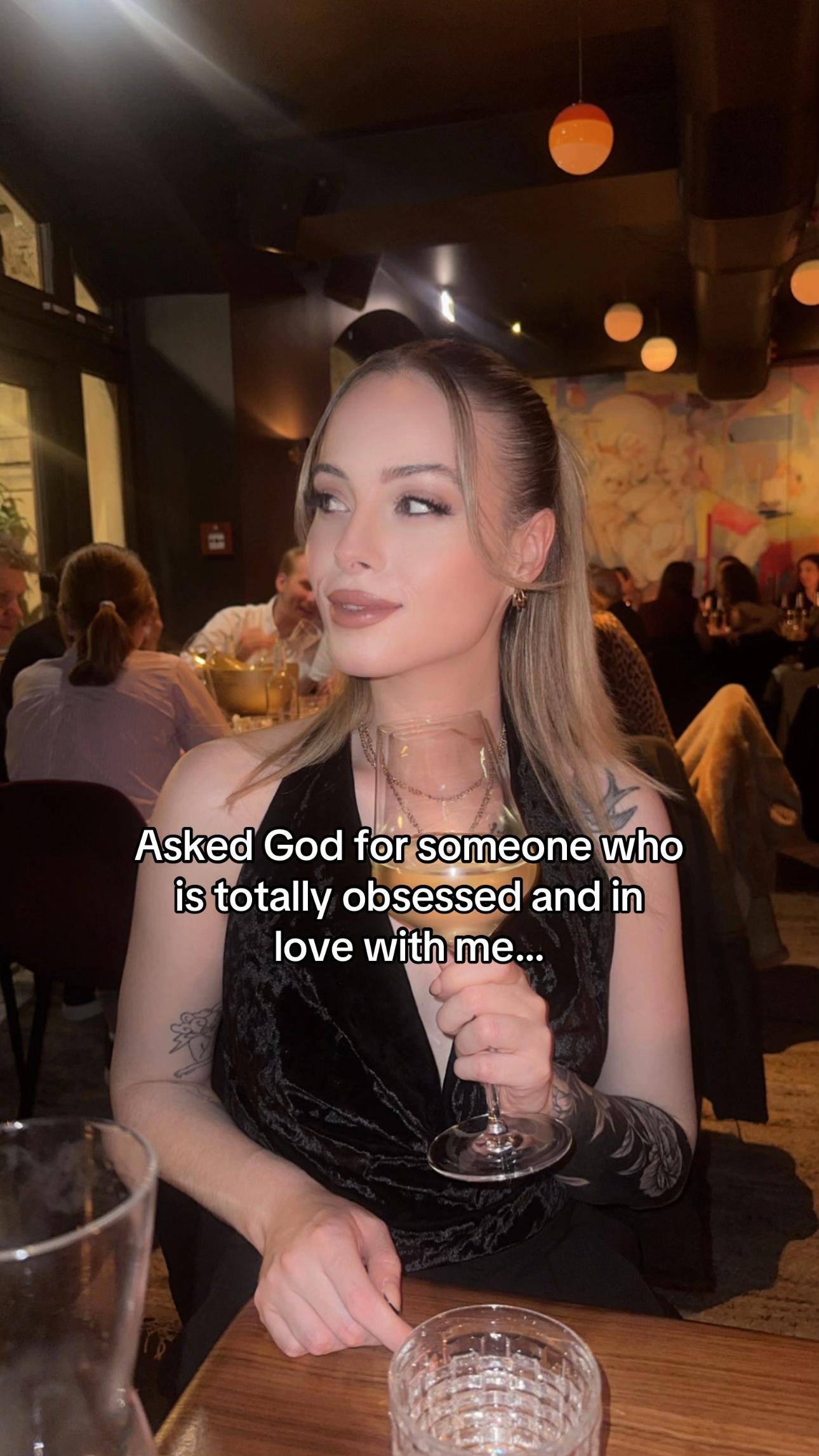 @Lisa-Marie