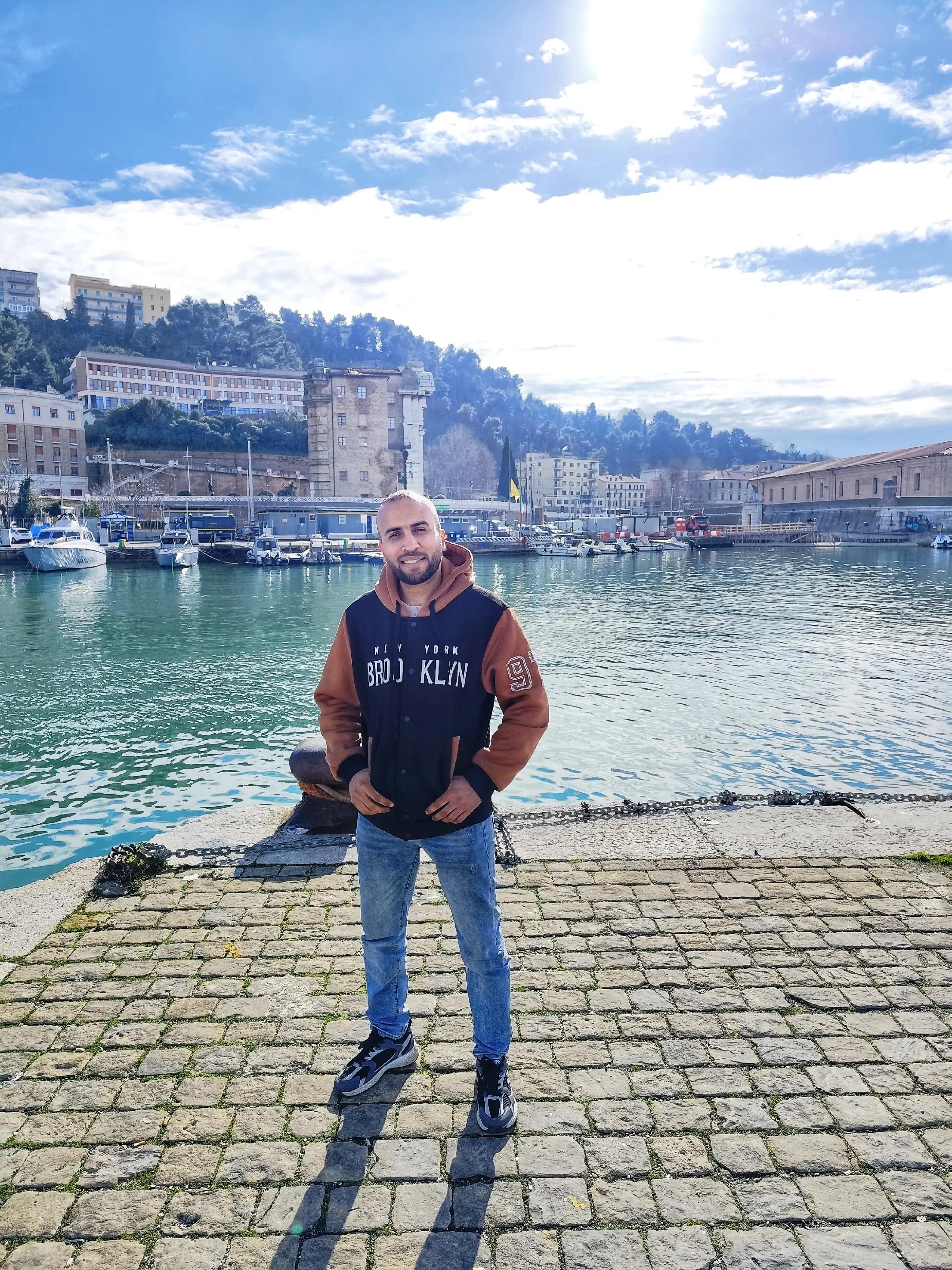@🇹🇳 Aloulou 🇧🇷