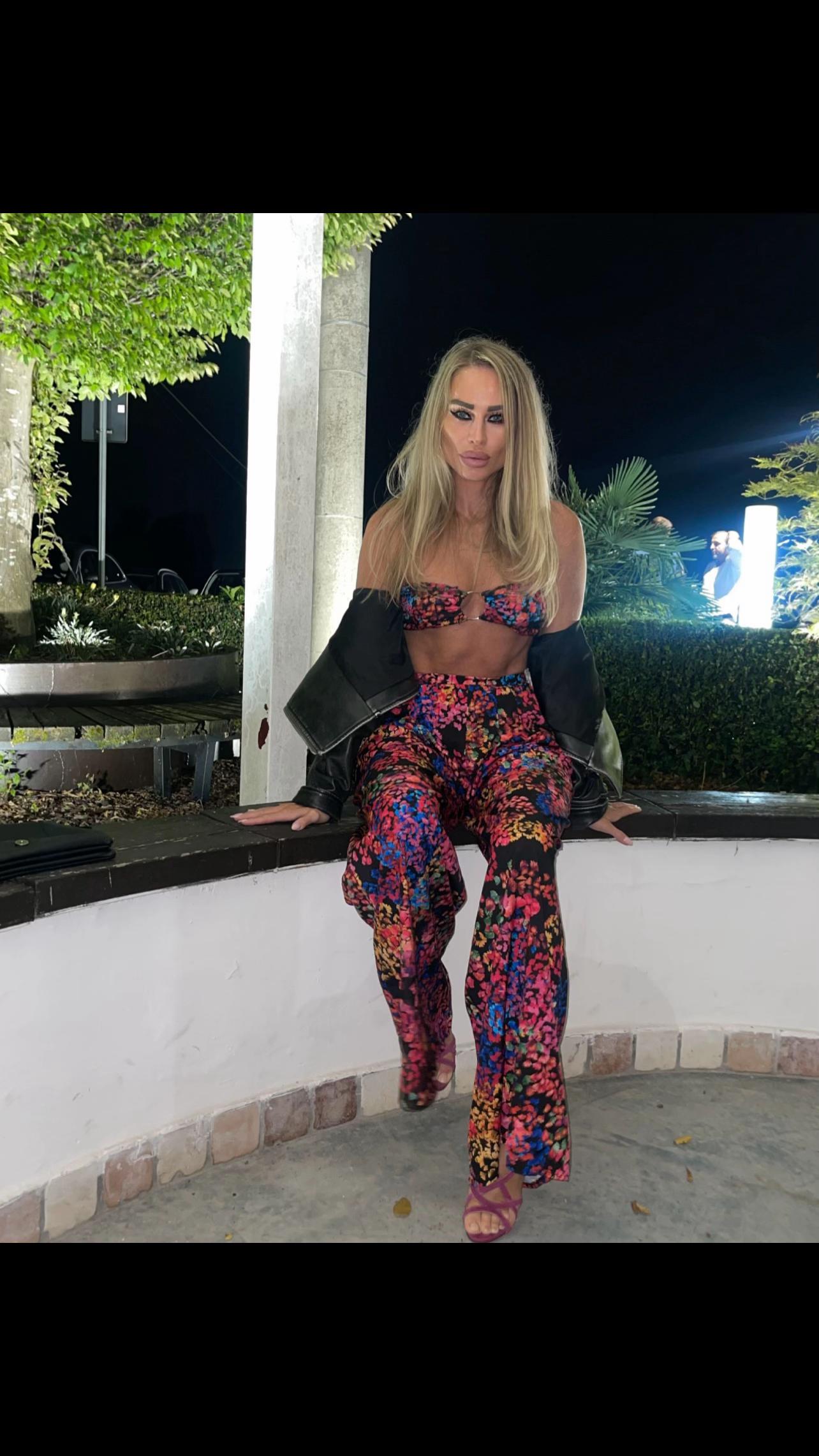 @monikstar___